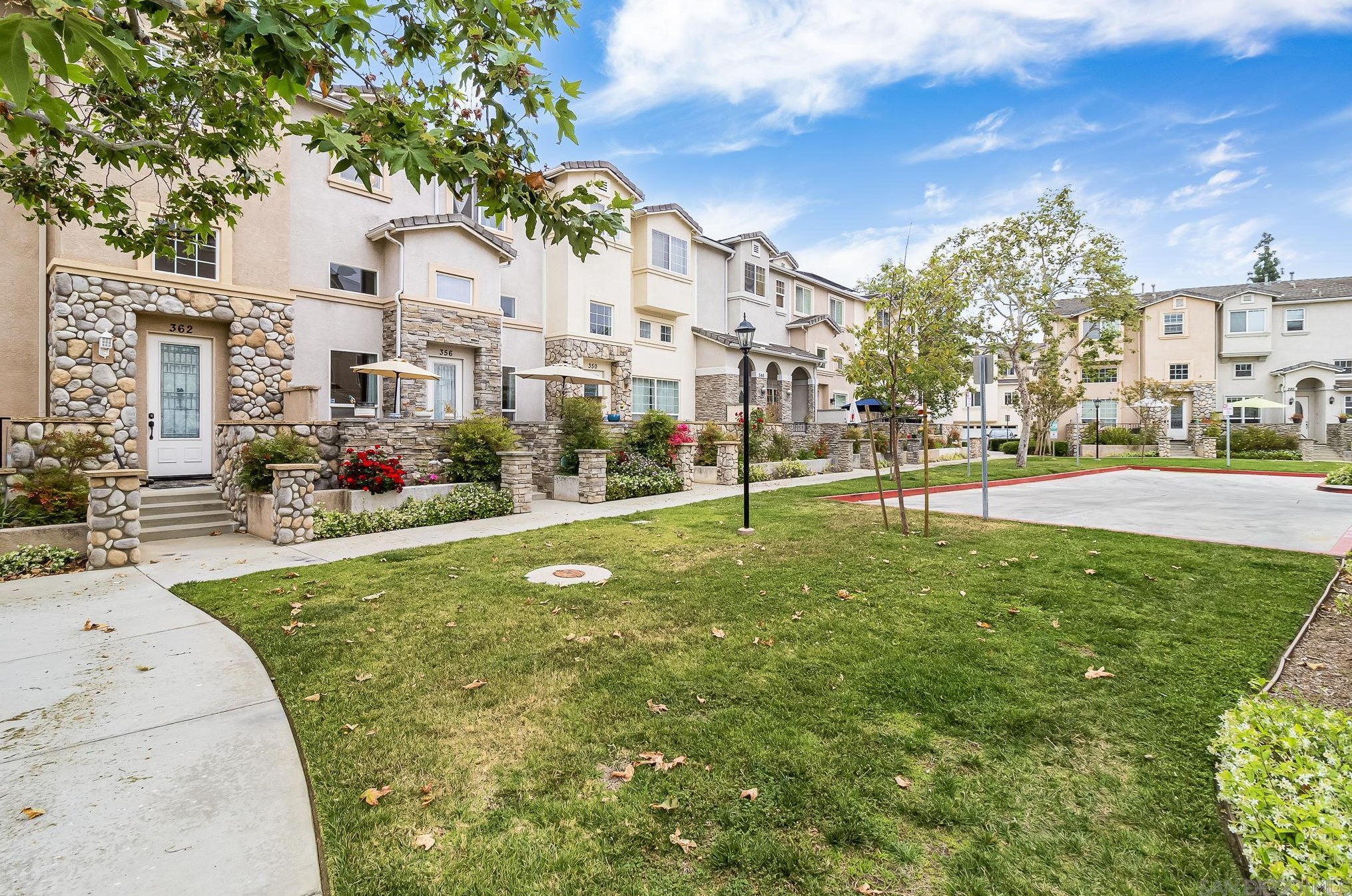 356 Kentucky Ave, El Cajon, CA 92020-3967
