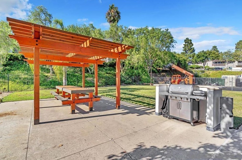 6344 Caminito Marcial, San Diego, CA 92111