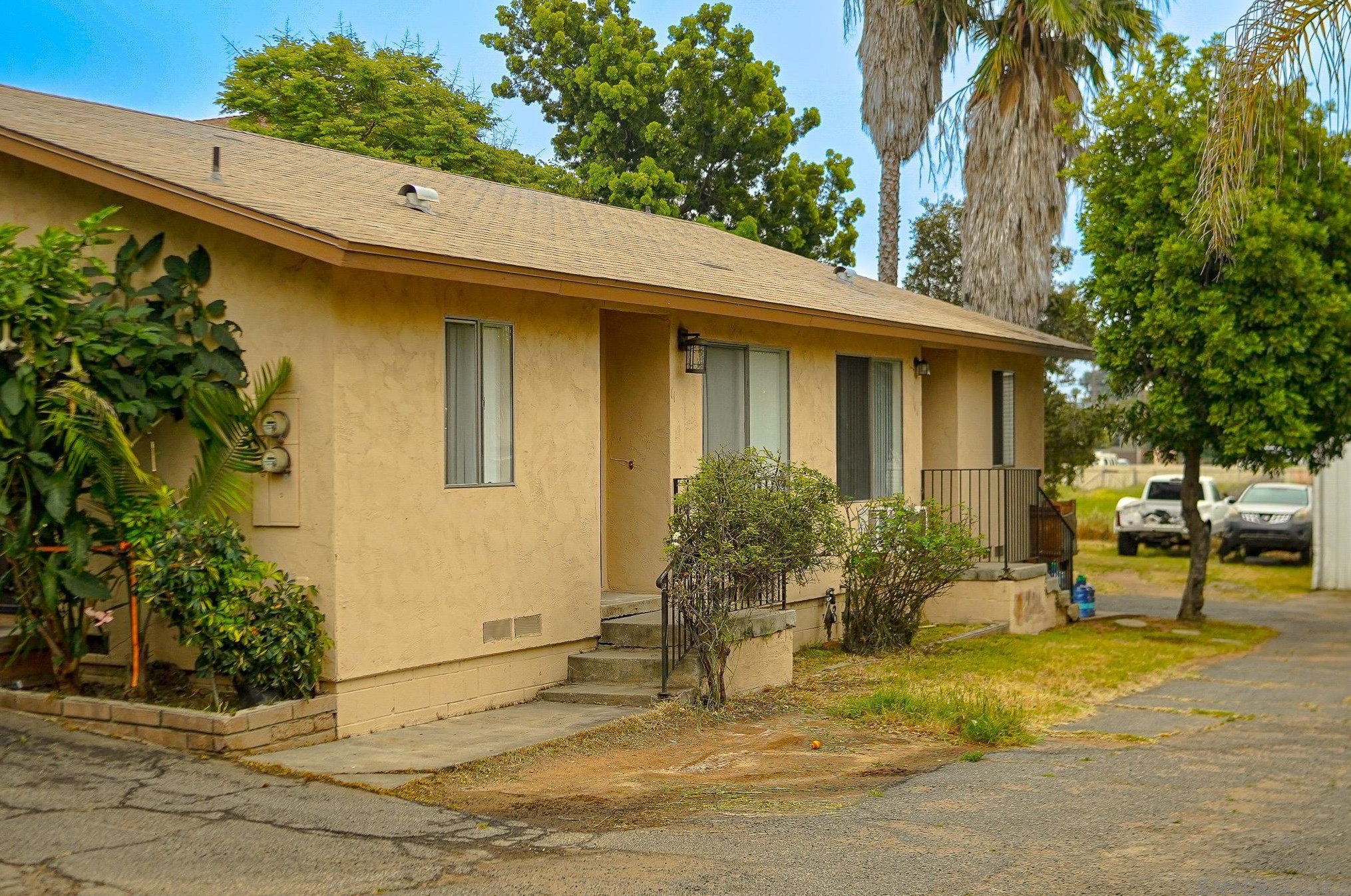 1147 Persimmon Ave, El Cajon, CA 92021