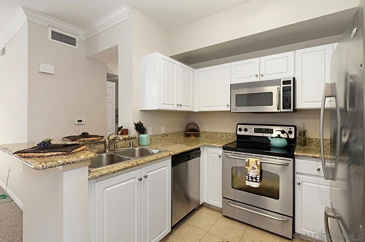 2190 Gill Village Way, San Diego, CA 92108-5550