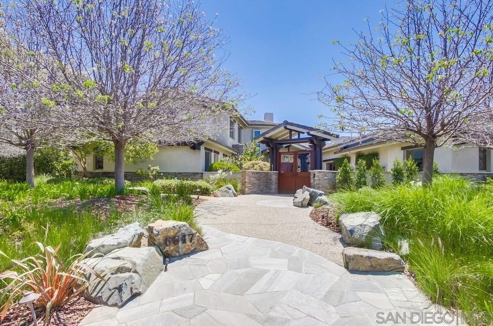 6647 Duck Pond Ln, San Diego, CA 92130
