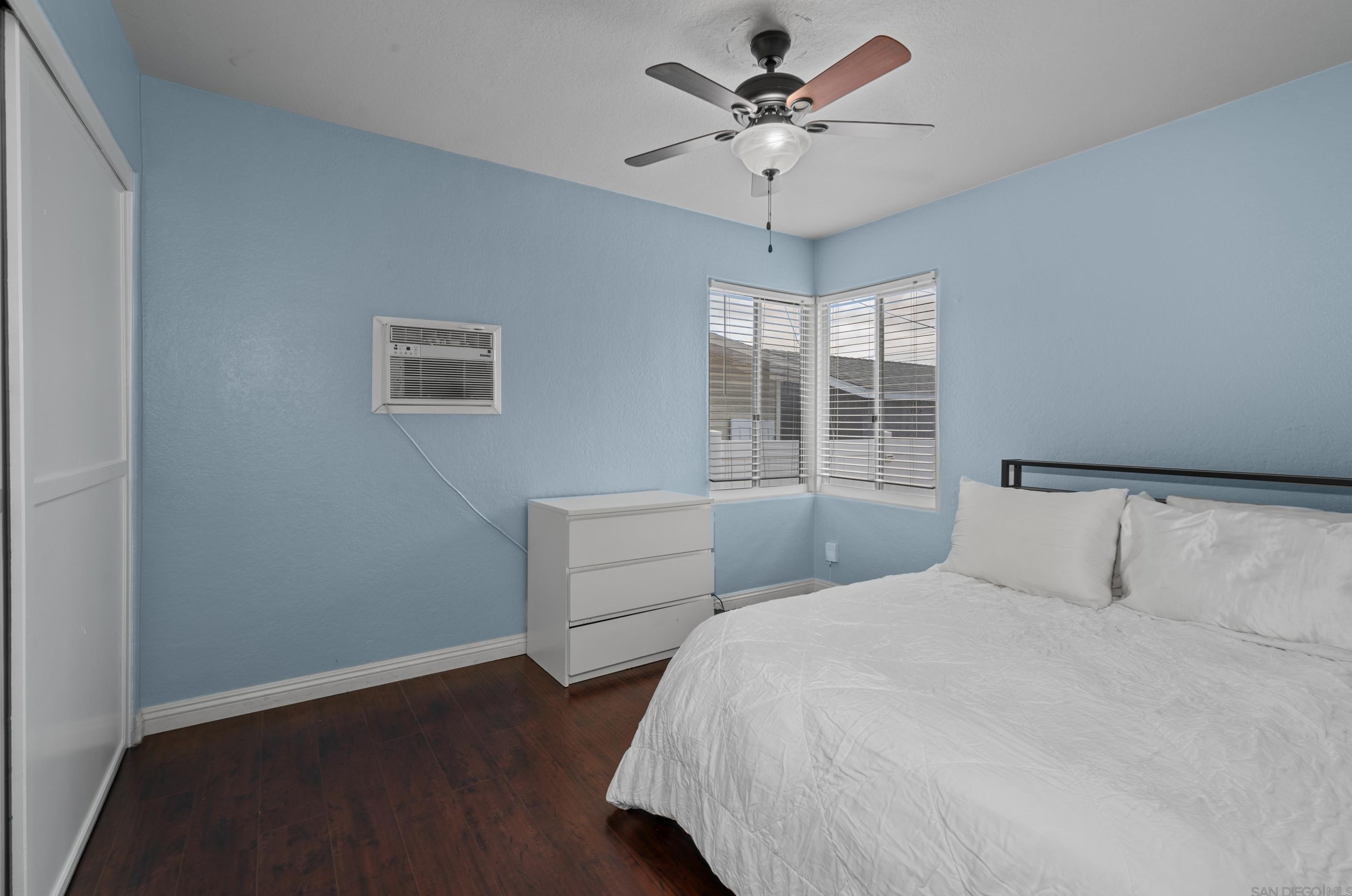 3116 54 St, San Diego CA 92105-3704 exterior