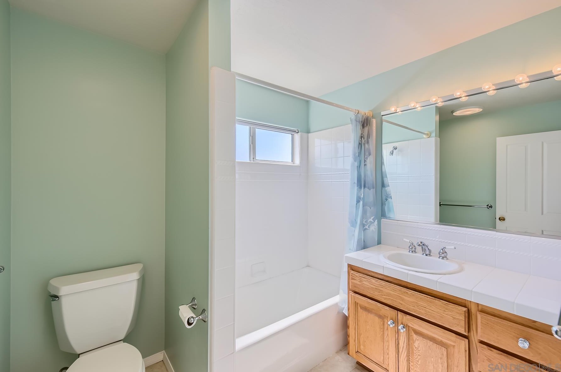 5482 Brunswick Ave, San Diego CA 92120-1903 exterior