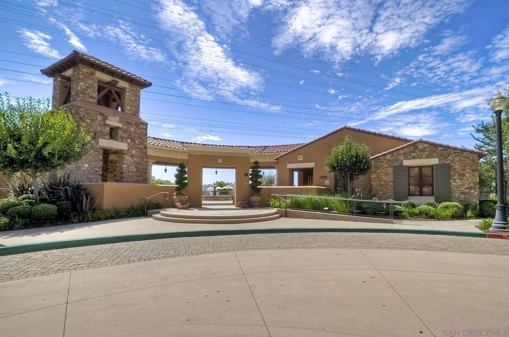 2841 Piantino Cir, San Diego CA  92108-4762 exterior