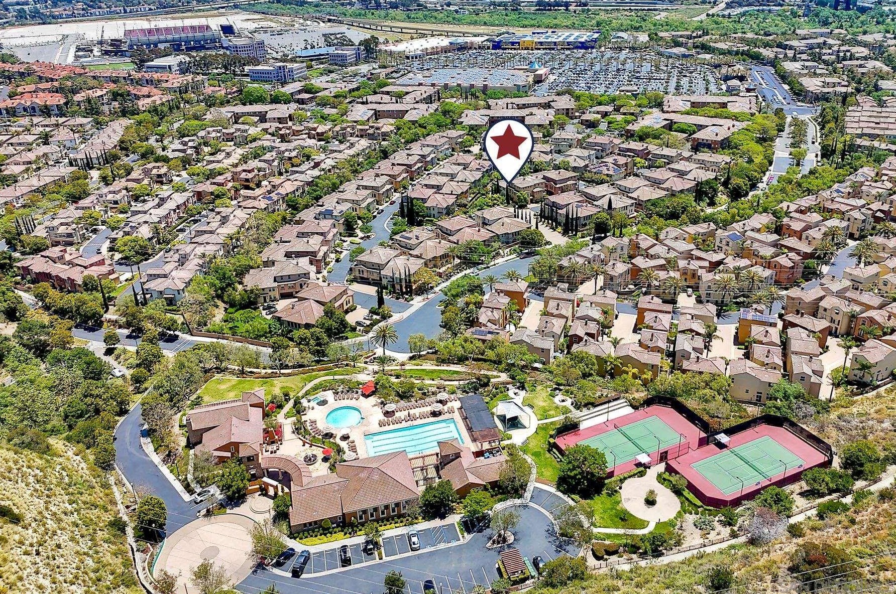 2841 Piantino Cir, San Diego CA  92108-4762 exterior