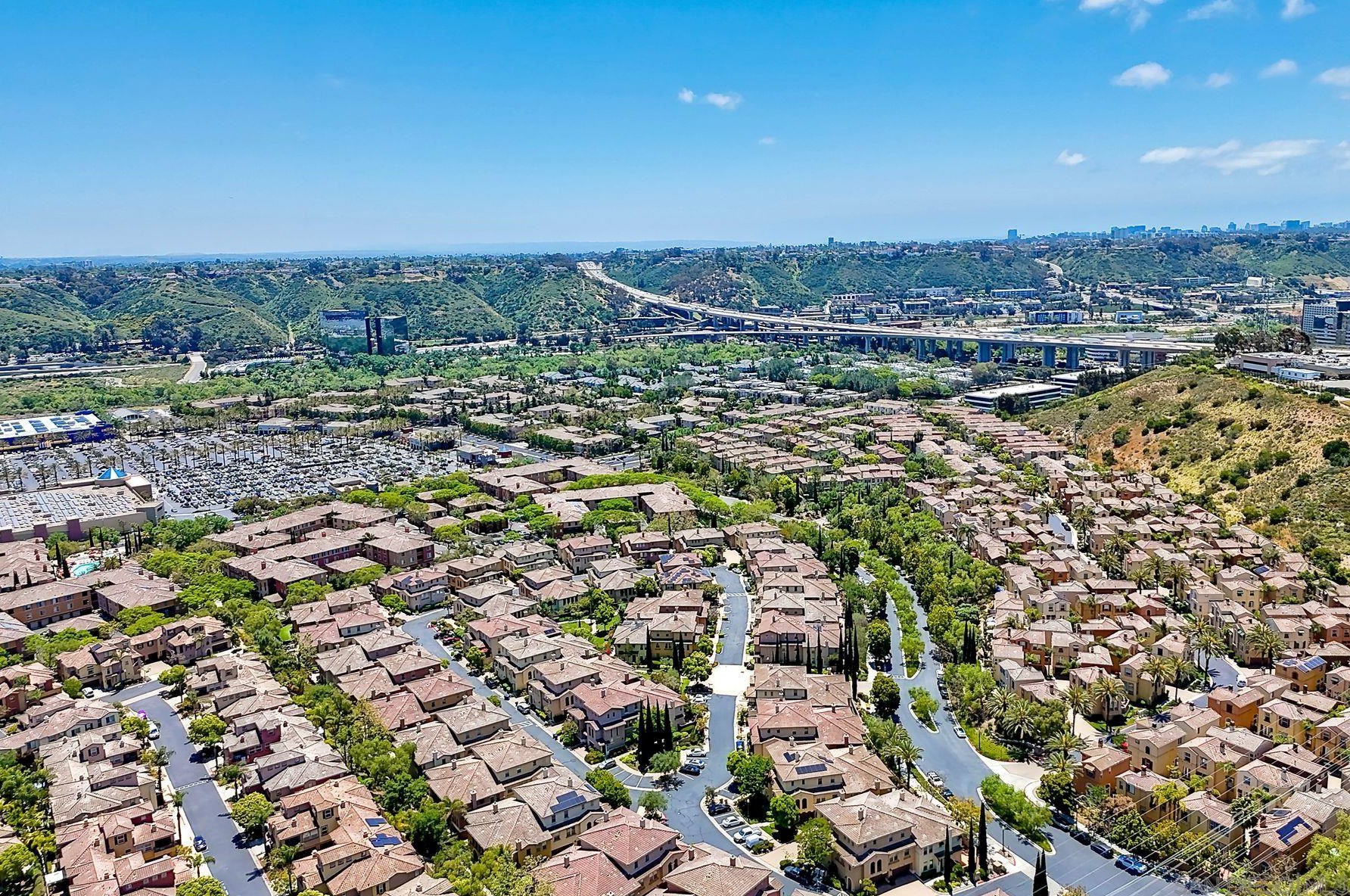 2841 Piantino Cir, San Diego CA  92108-4762 exterior