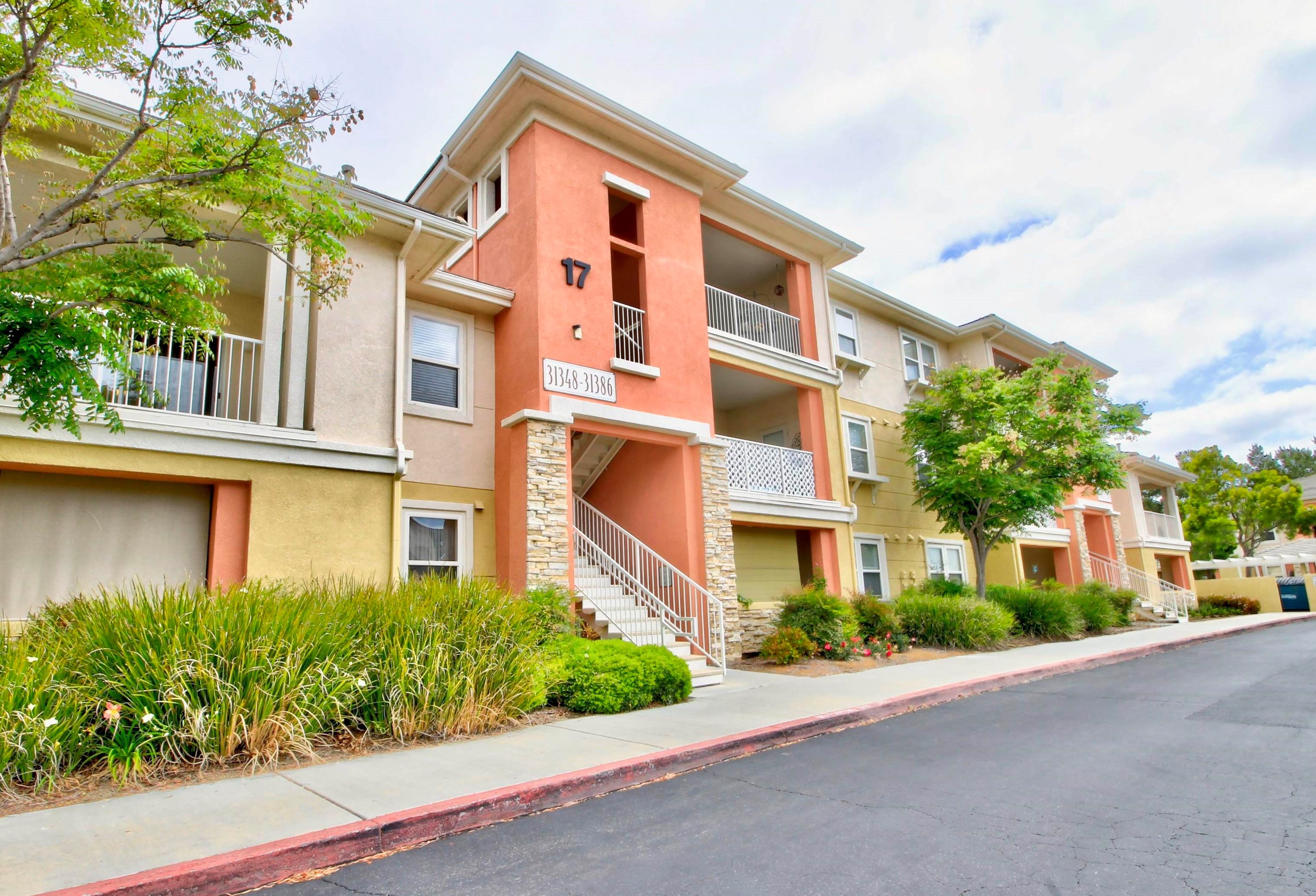 31364 Taylor Ln, Temecula, CA 92592