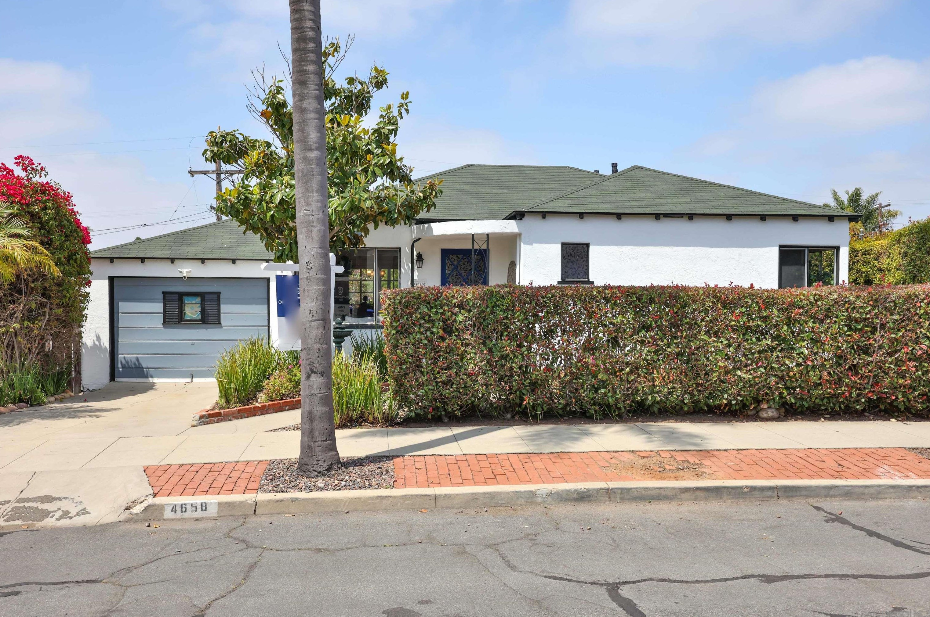 4658 Valencia Dr, San Diego, CA 92115-4214