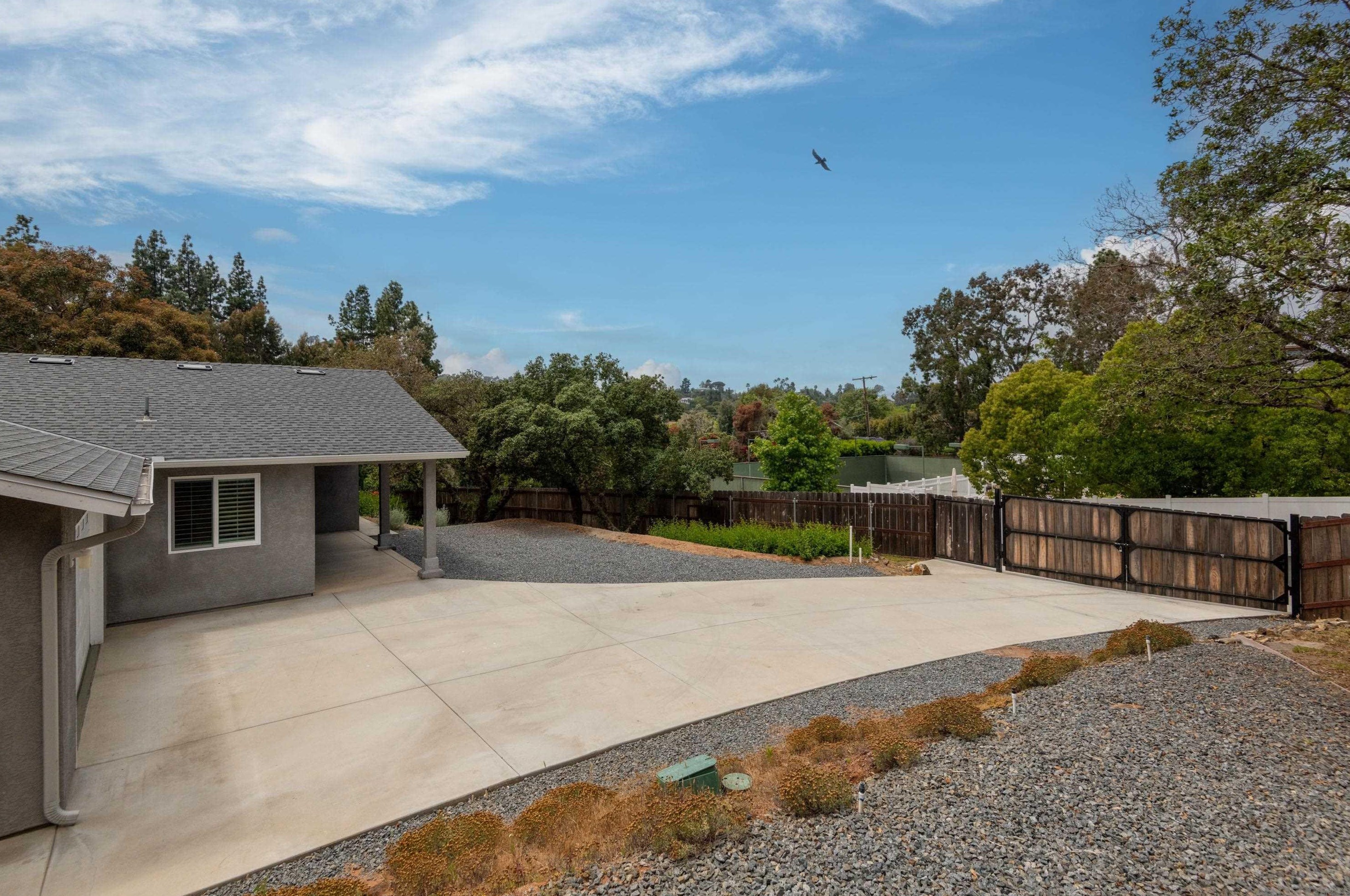 4650 La Rueda Dr, La Mesa CA 91941-5749 exterior