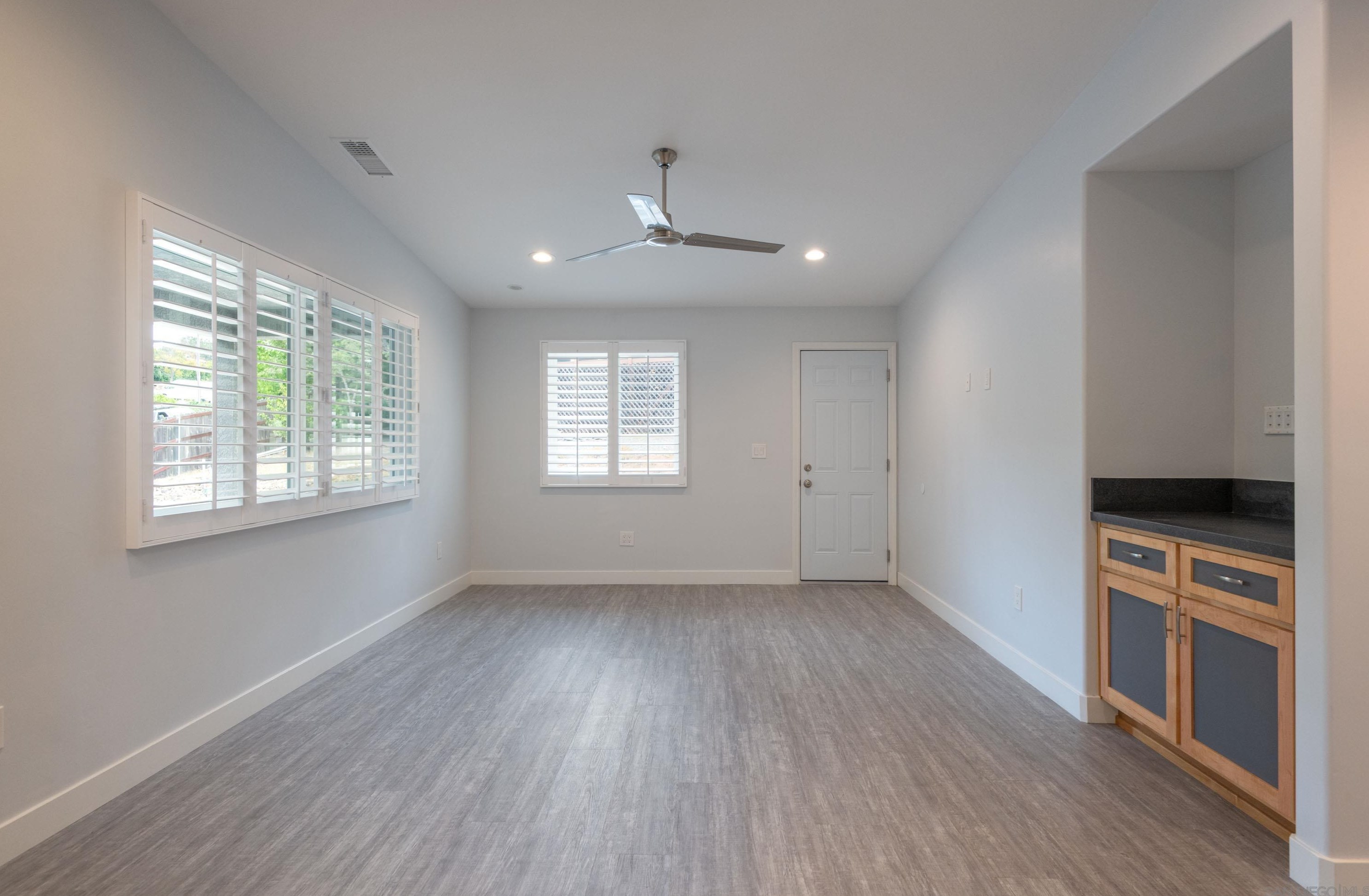 4650 La Rueda Dr, La Mesa CA 91941-5749 exterior