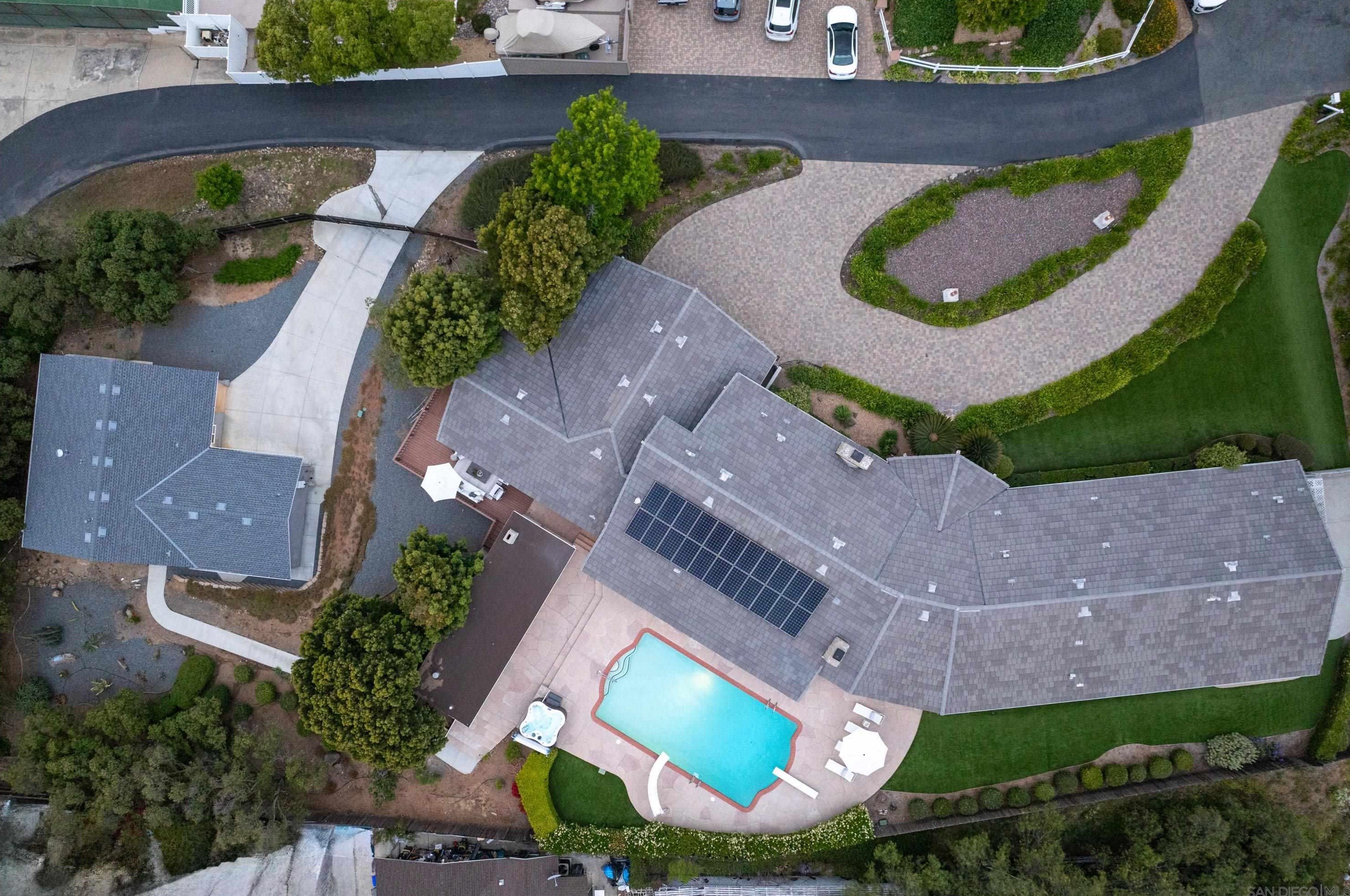 4650 La Rueda Dr, La Mesa CA 91941-5749 exterior