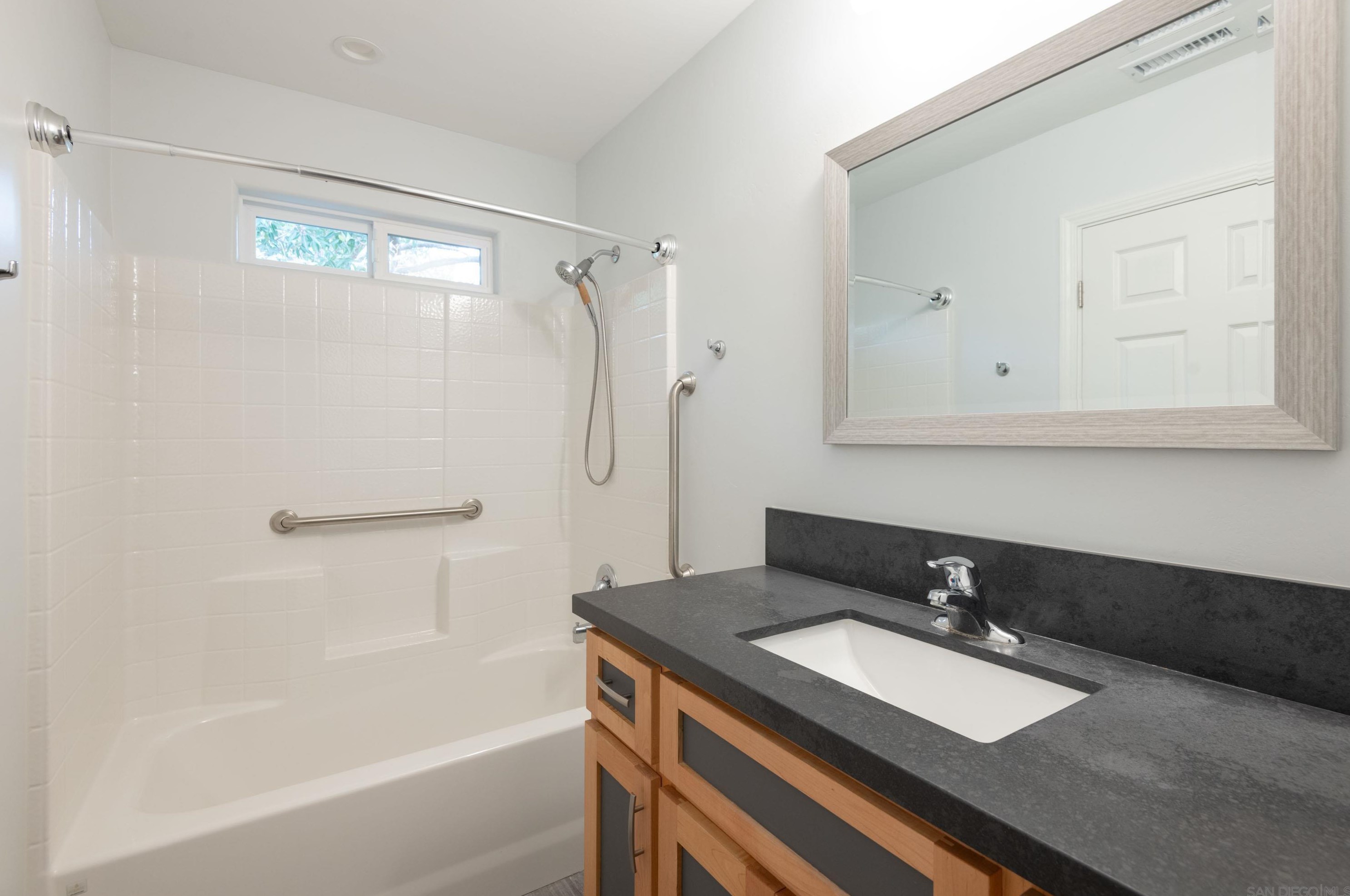 4650 La Rueda Dr, La Mesa CA 91941-5749 exterior