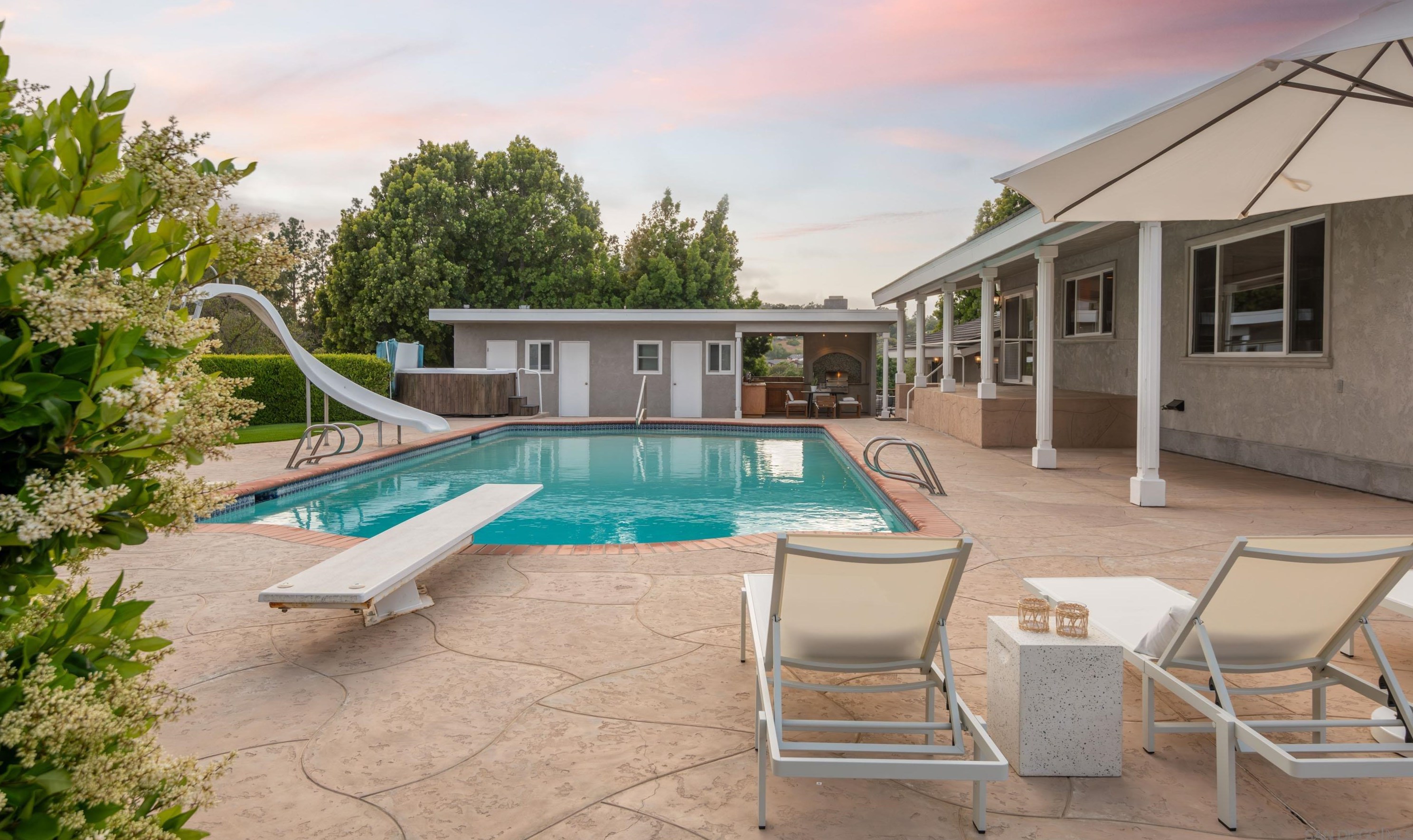 4650 La Rueda Dr, La Mesa CA 91941-5749 exterior