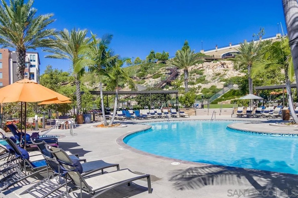 7894 Civita Blvd, San Diego CA 92108-5123 exterior