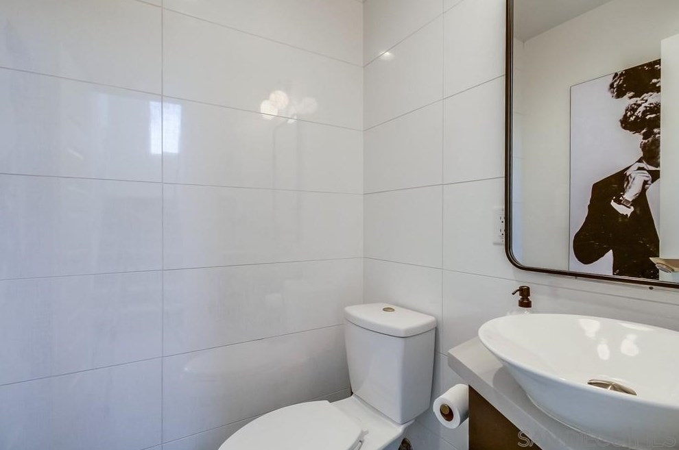 7894 Civita Blvd, San Diego CA 92108-5123 exterior