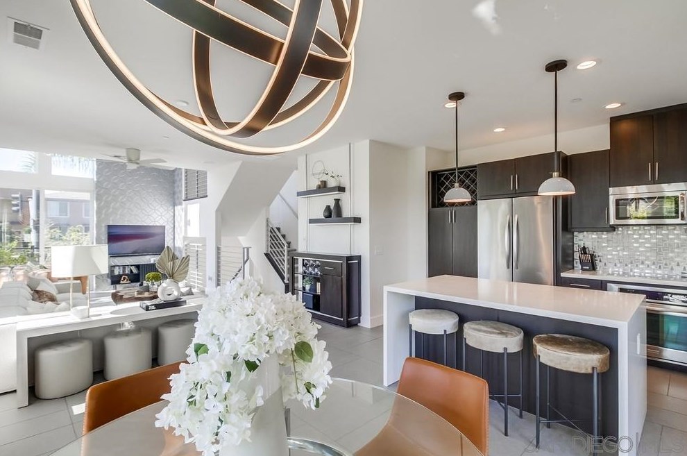 7894 Civita Blvd, San Diego CA 92108-5123 exterior