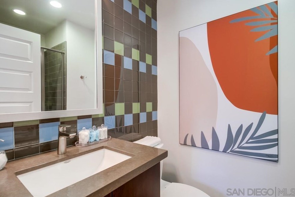 7894 Civita Blvd, San Diego CA 92108-5123 exterior