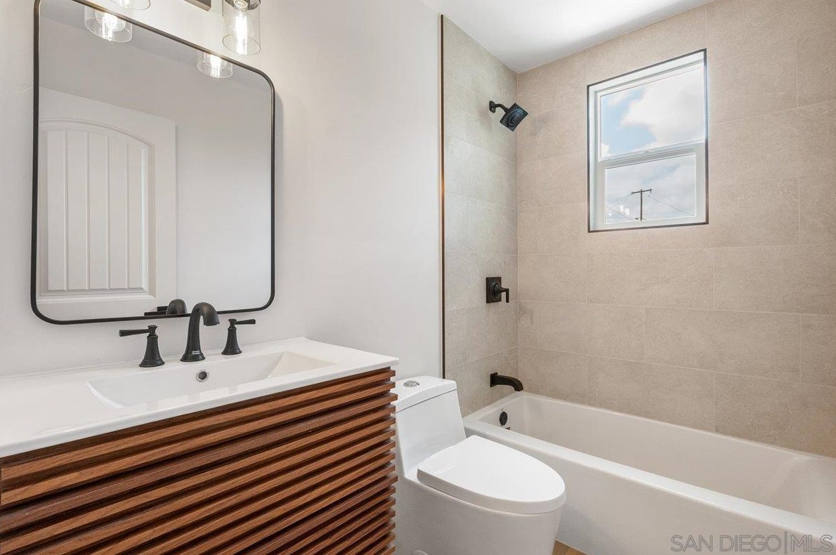 6665 Amherst St, San Diego CA 92115-2906 exterior