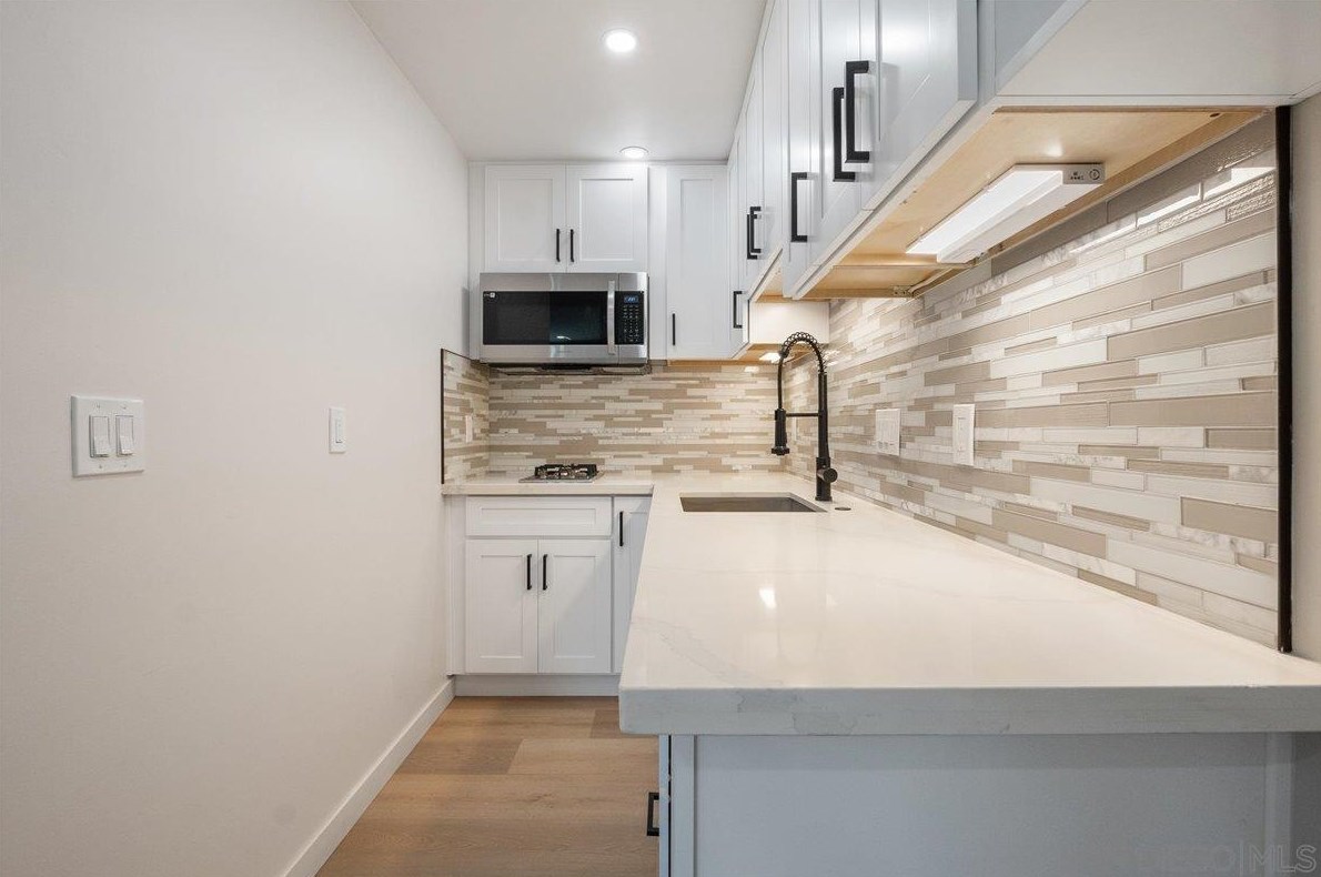 6665 Amherst St, San Diego CA 92115-2906 exterior