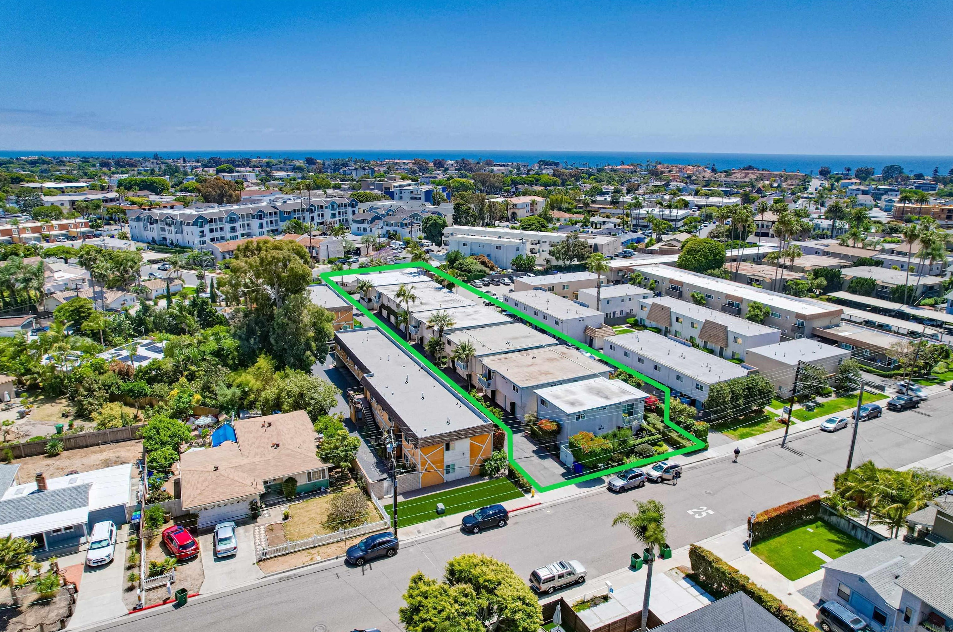 975 Laguna Dr, Carlsbad, CA 92008