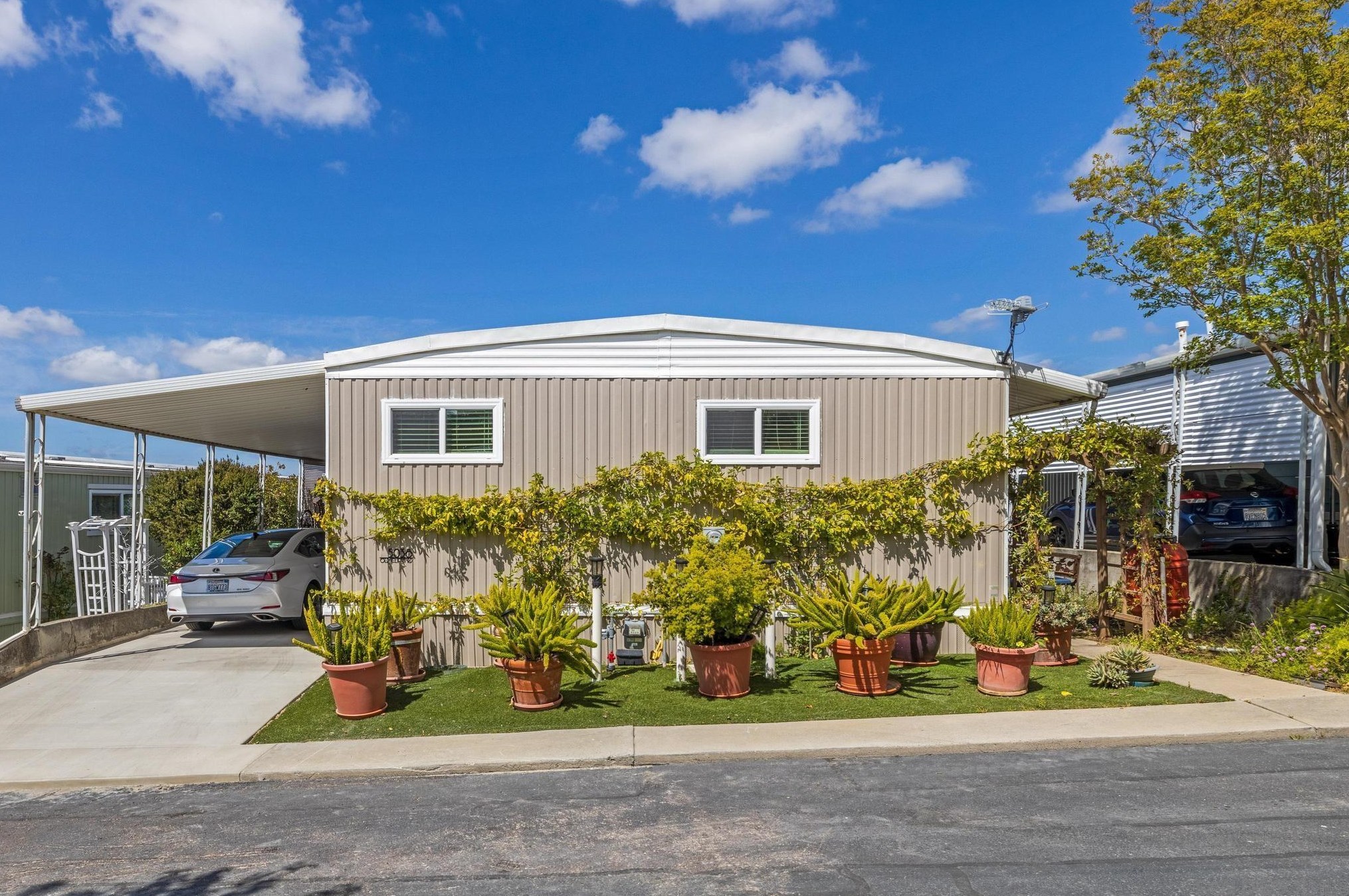 5038 Old Cliffs Rd, San Diego, CA 92120