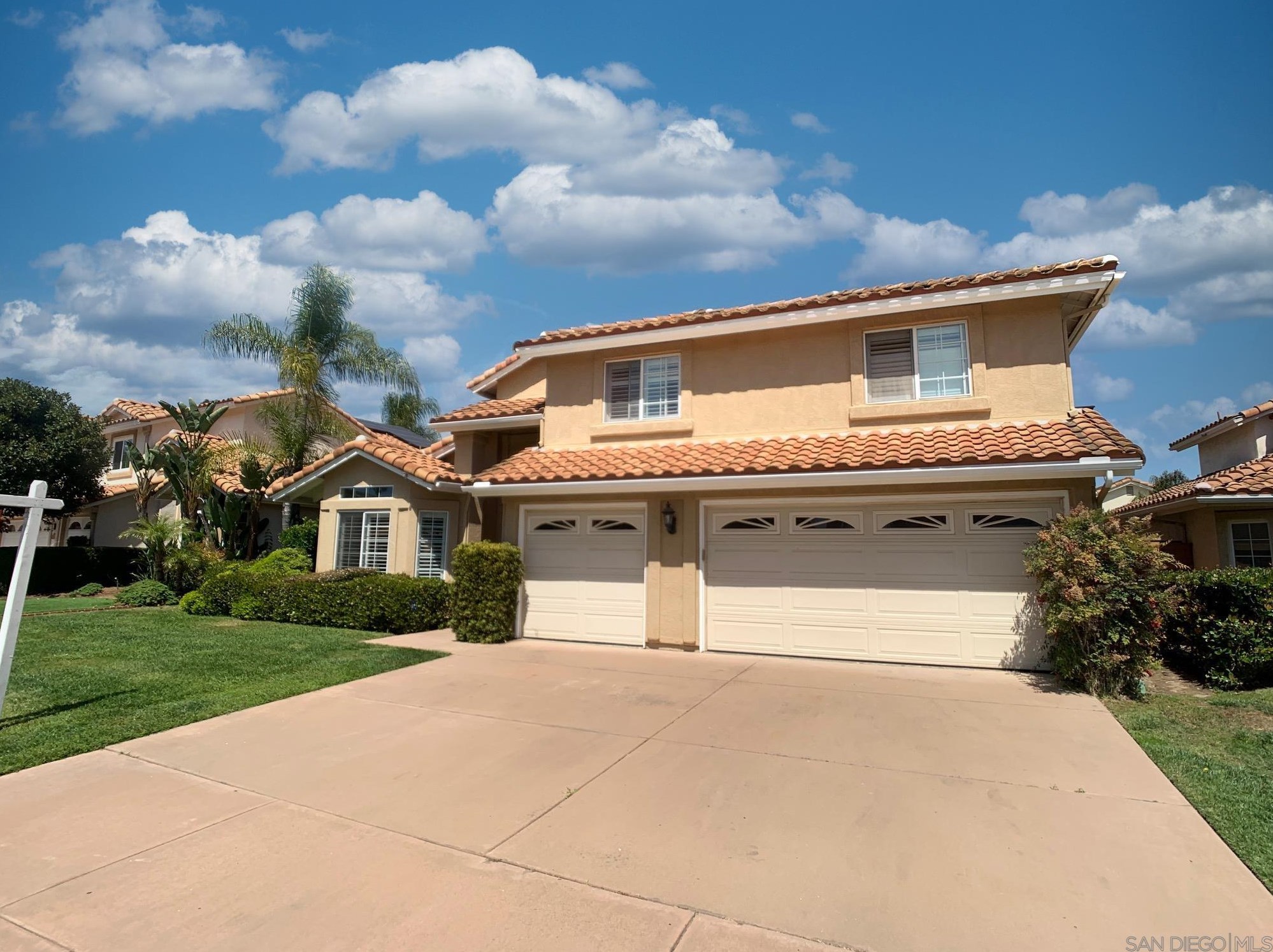 9741 San Remo Ct, Santee, CA 92071