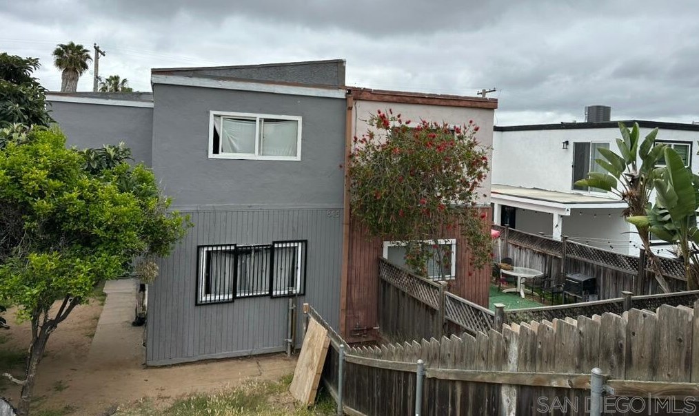 845 Raven St, San Diego, CA 92102