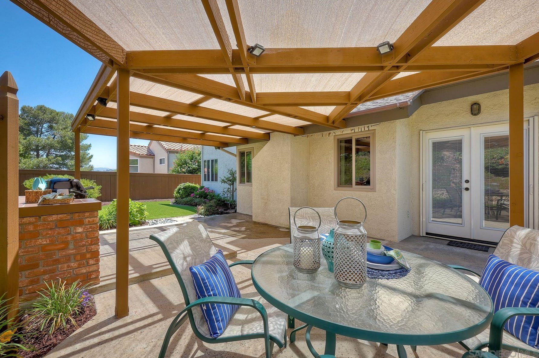 17844 Aguamiel Rd, San Diego, CA 92127