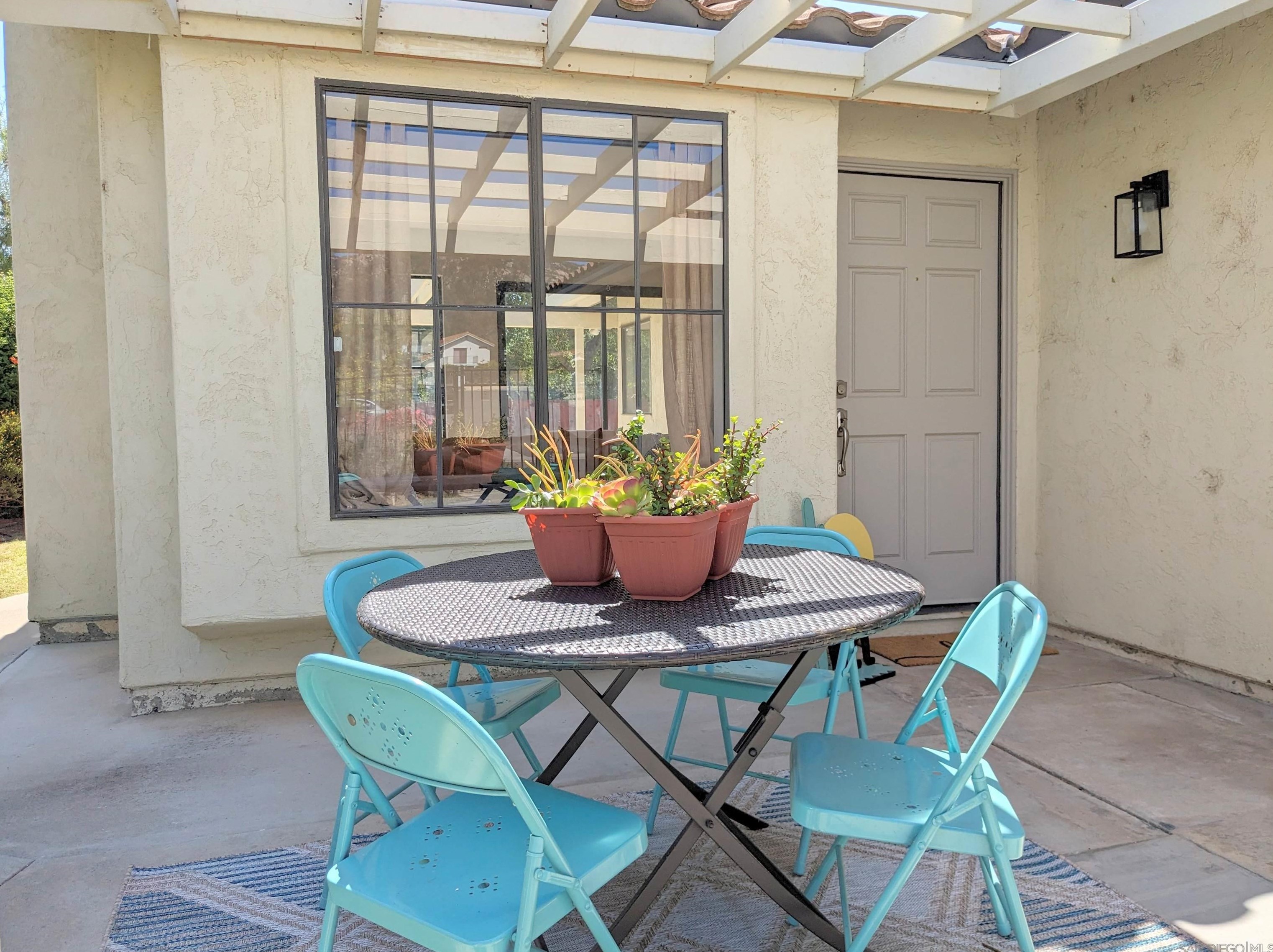 2331 Fair Oak Ct, Escondido, CA 92026