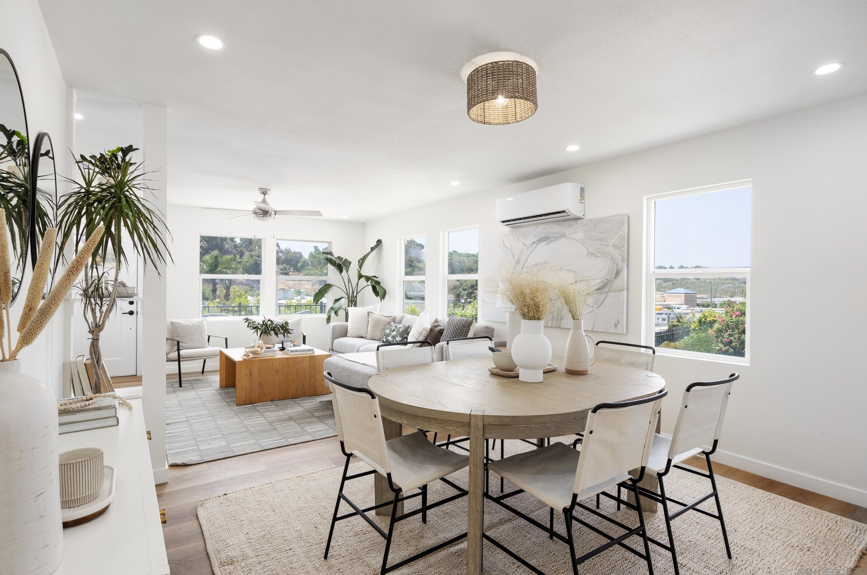 2250 Oceanside Blvd, Oceanside, CA 92054