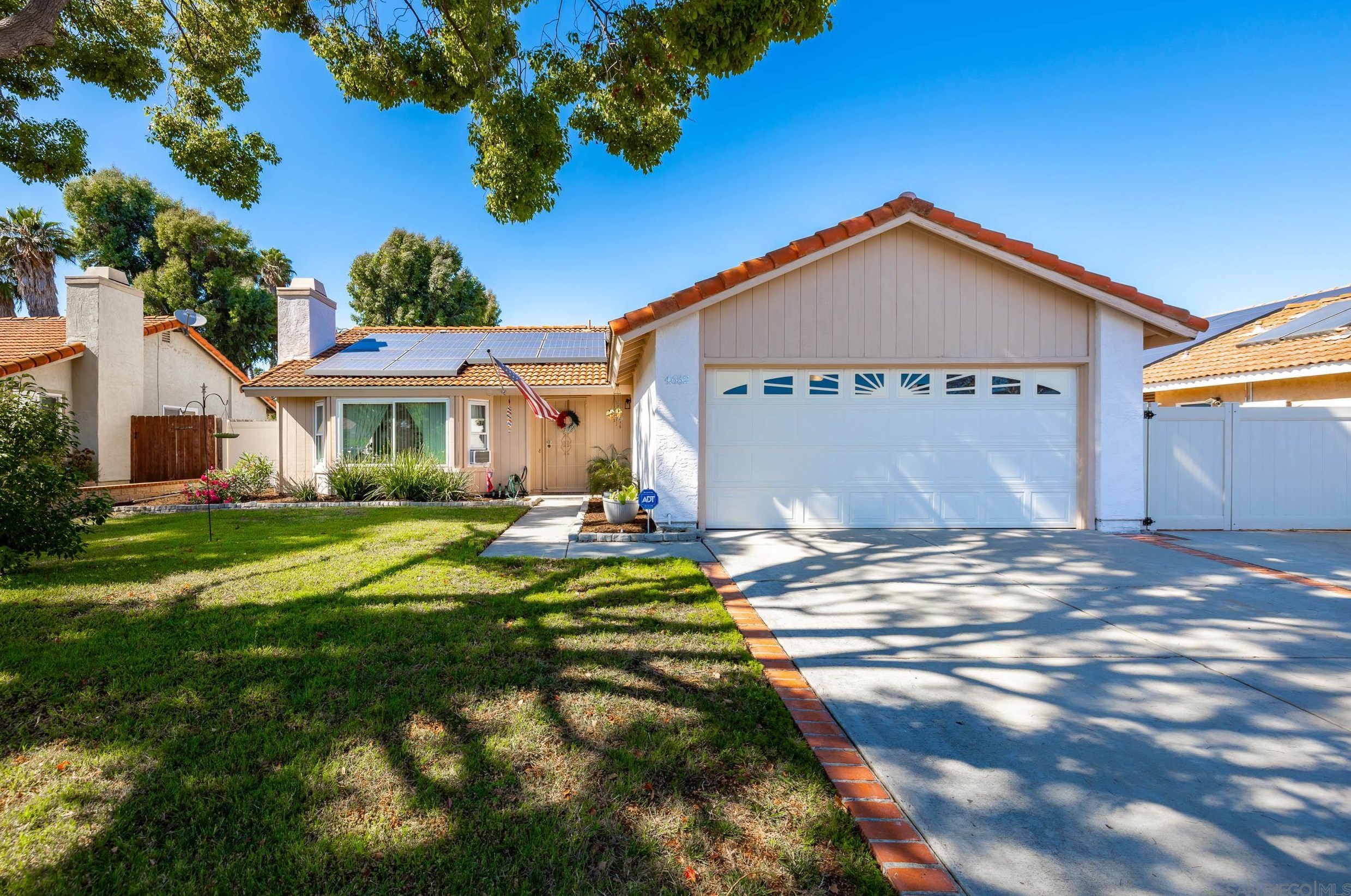 4652 Briar Ridge Rd, Oceanside, CA 92056