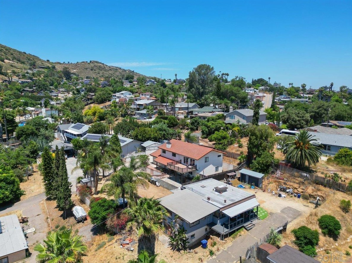 8440 Golden Ridge Rd, Lakeside, CA 92040
