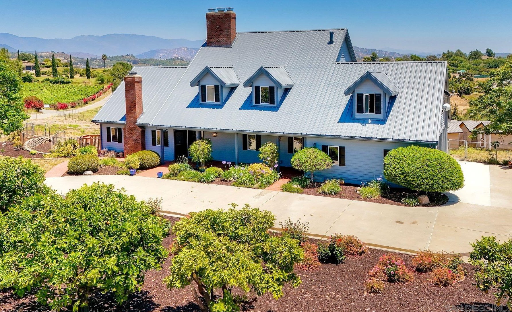 2511 Via Rancheros, Fallbrook, CA 92028