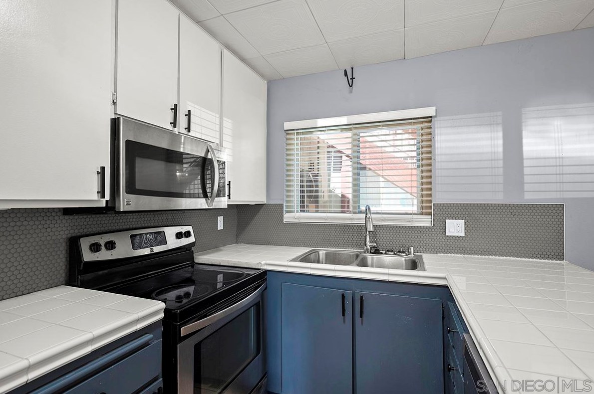 5482 Adobe Falls Road 5, San Diego, CA 92120