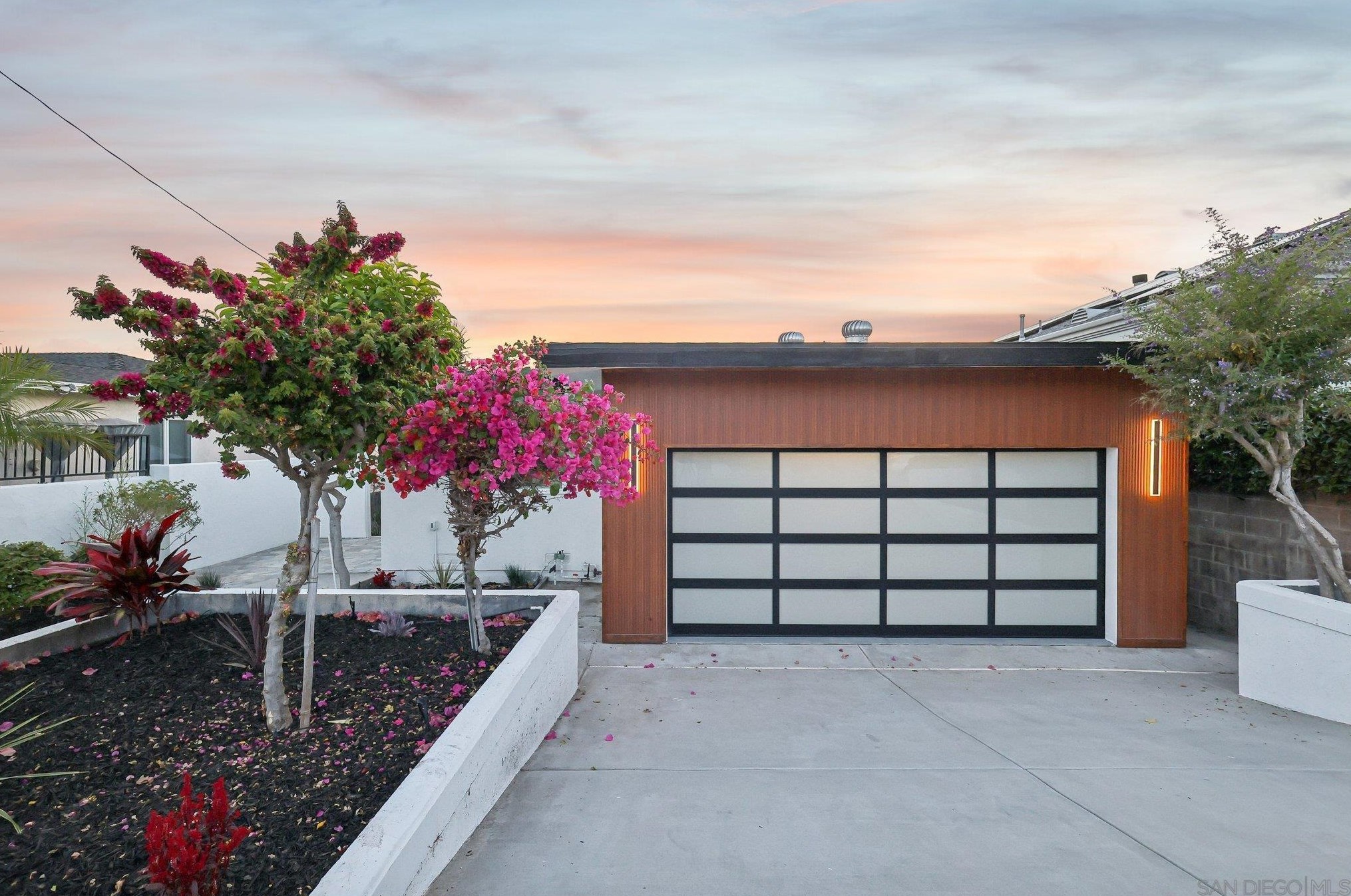 2038 Galveston St, San Diego, CA 92110