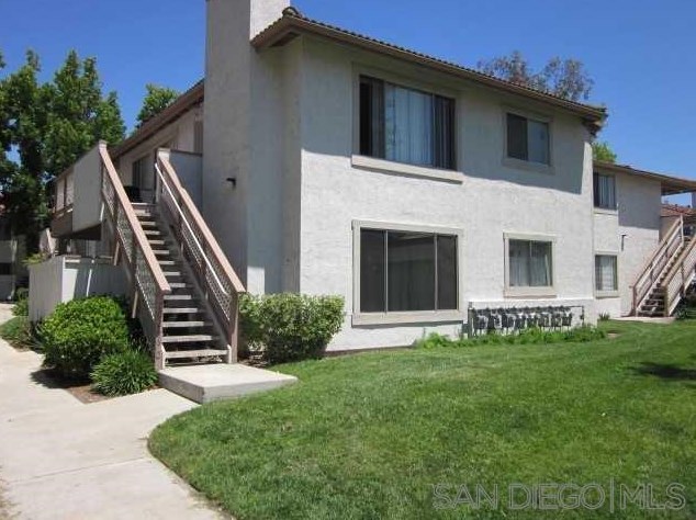 10246 Norma Gardens Dr 1, Santee, CA 92071