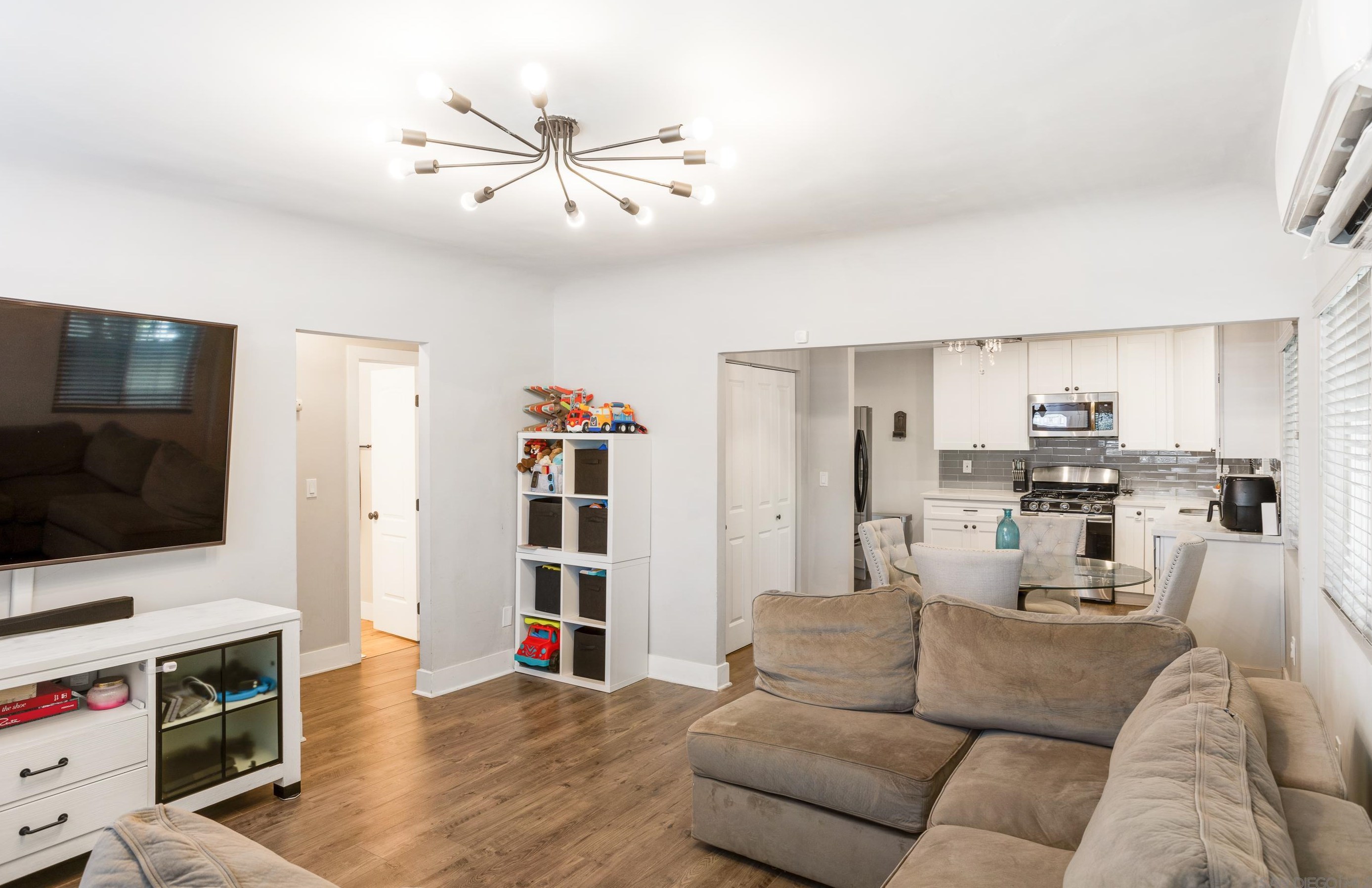 4112 39th St, San Diego, CA 92105-1312