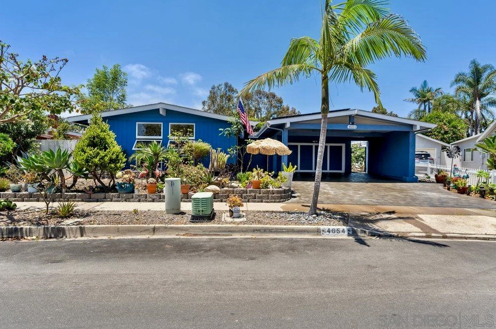4654 Fargo Ave, San Diego, CA 92117