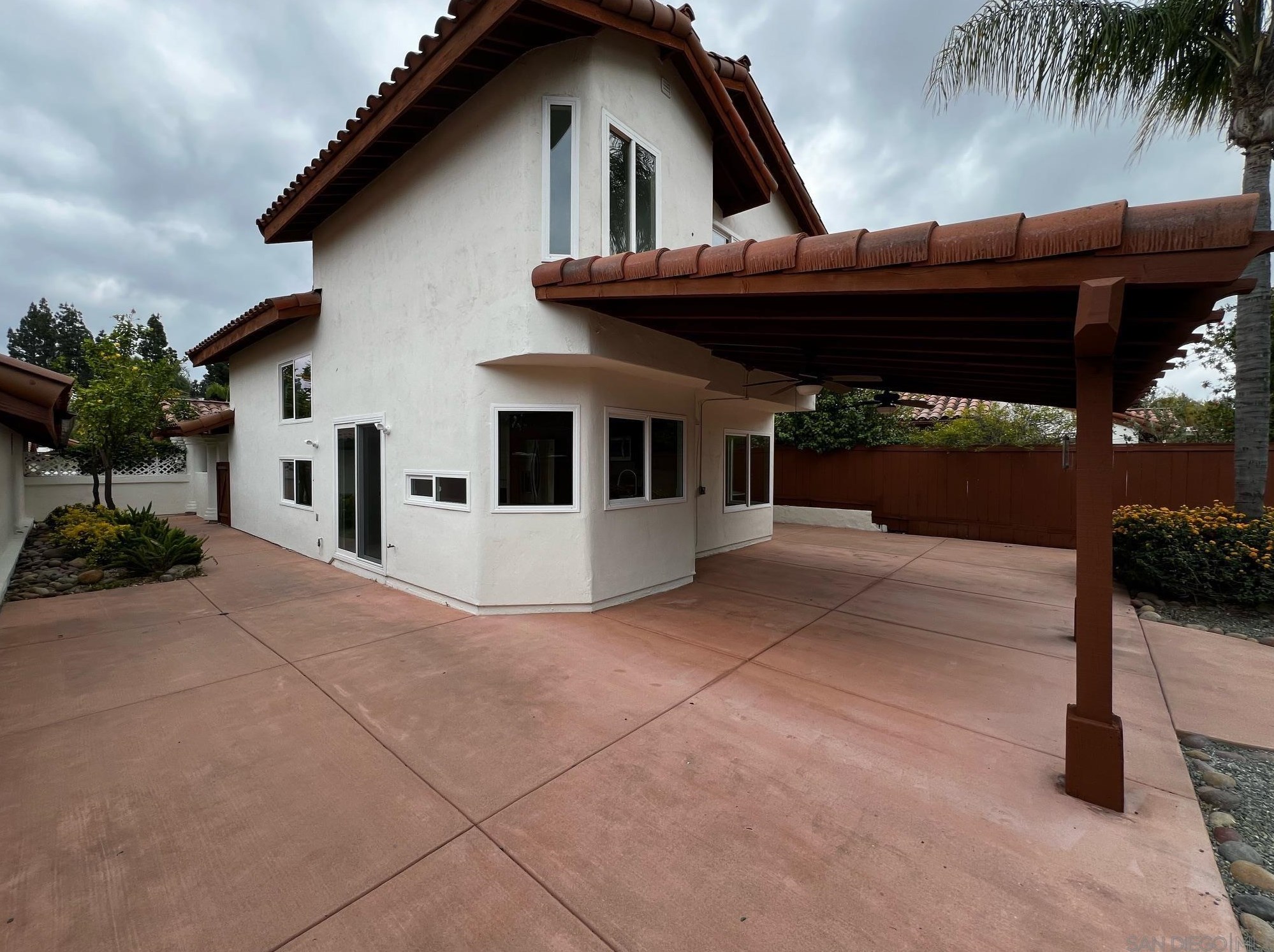 16304 Avenida Nobleza, San Diego CA 92128-3210 exterior