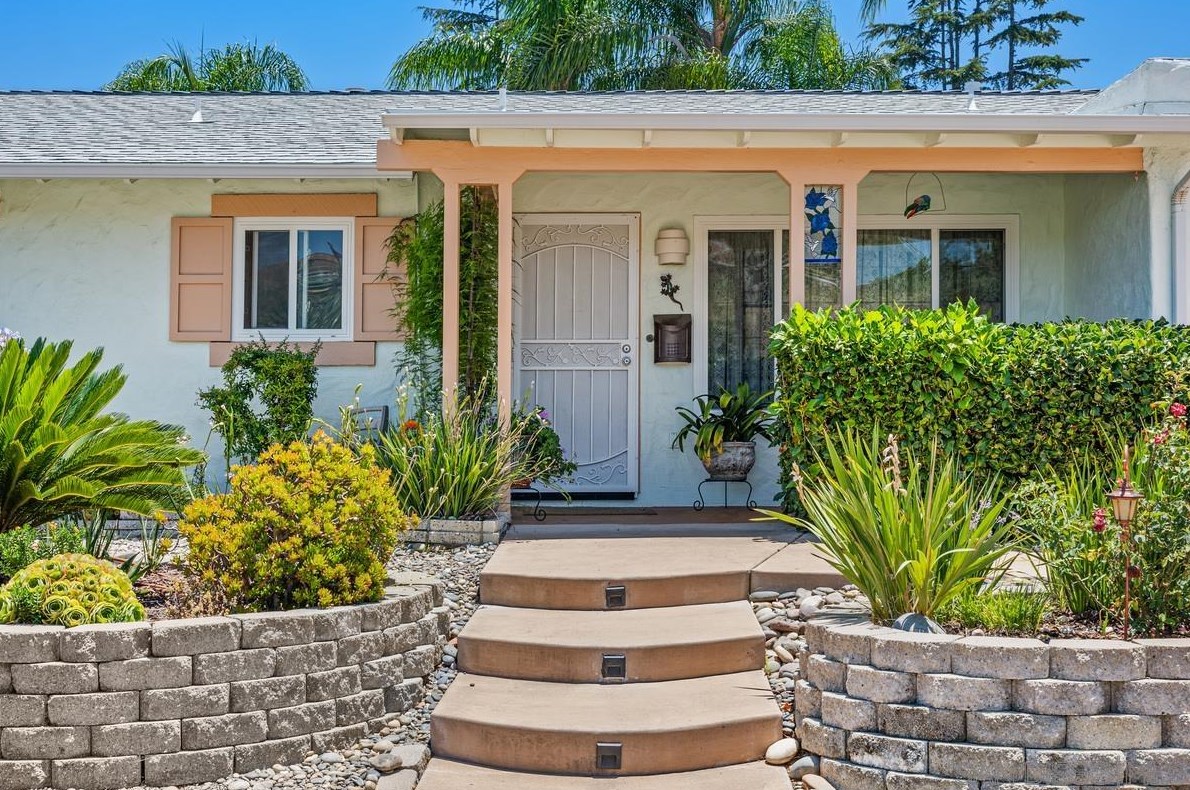 16857 Pinata, San Diego, CA 92128