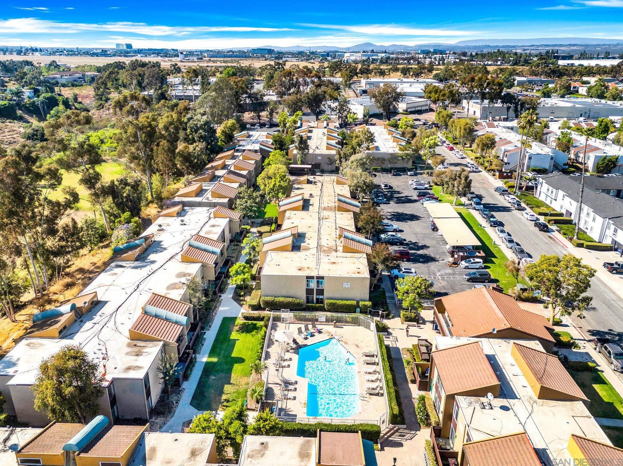 3456 Castle Glen Dr, San Diego CA 92123-2434 exterior