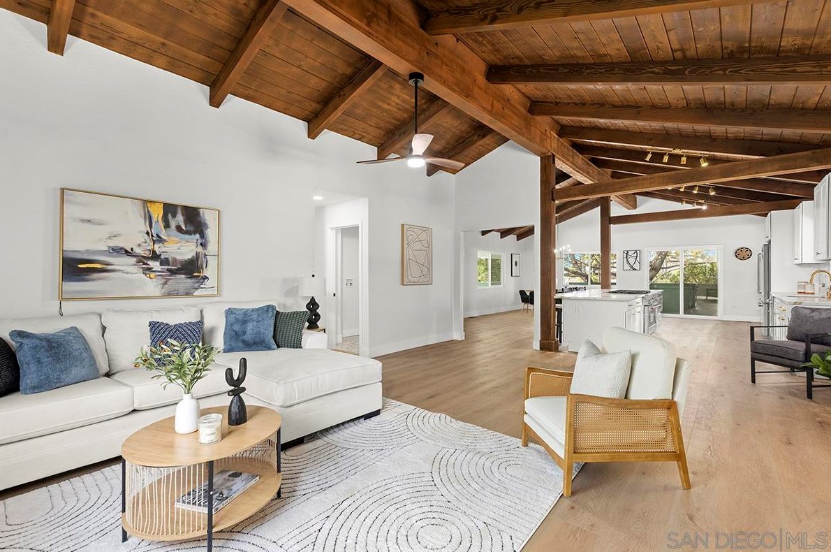 1283 Eolus Ave, Encinitas CA 92024-2186 exterior