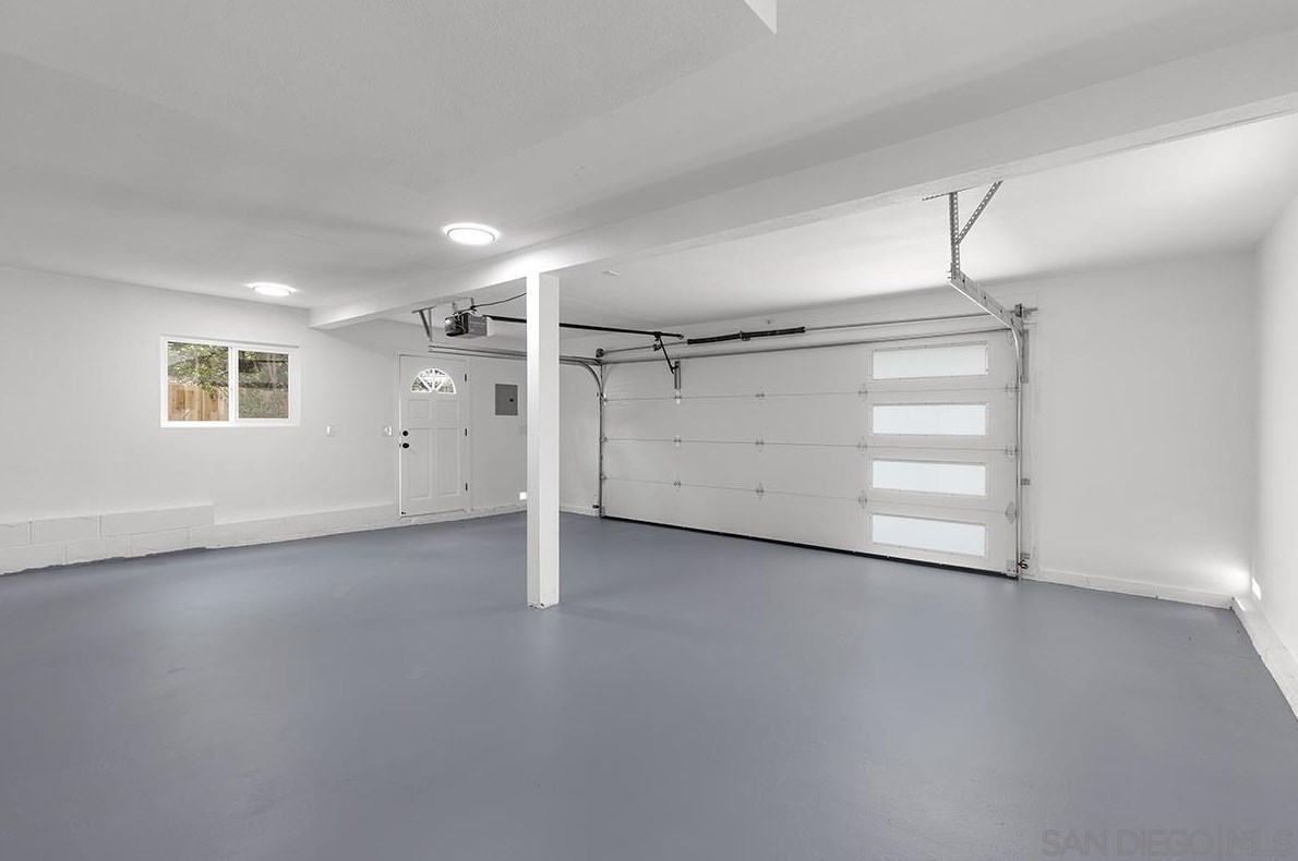 1283 Eolus Ave, Encinitas CA 92024-2186 exterior