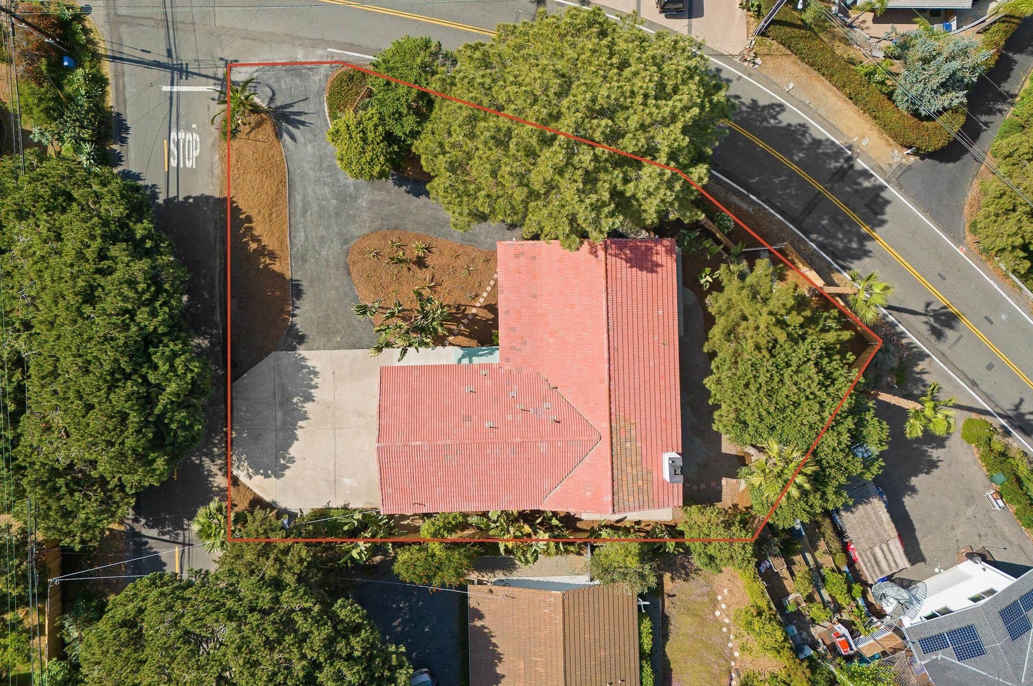 1283 Eolus Ave, Encinitas CA 92024-2186 exterior