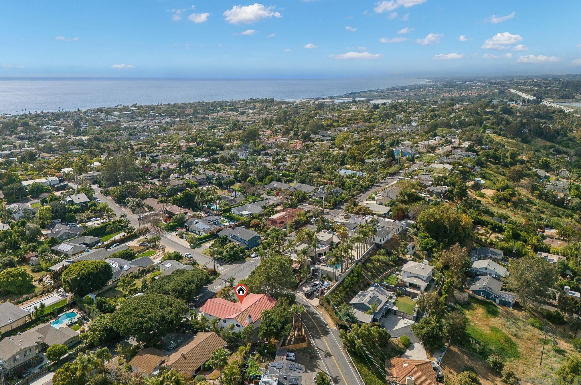 1283 Eolus Ave, Encinitas CA 92024-2186 exterior