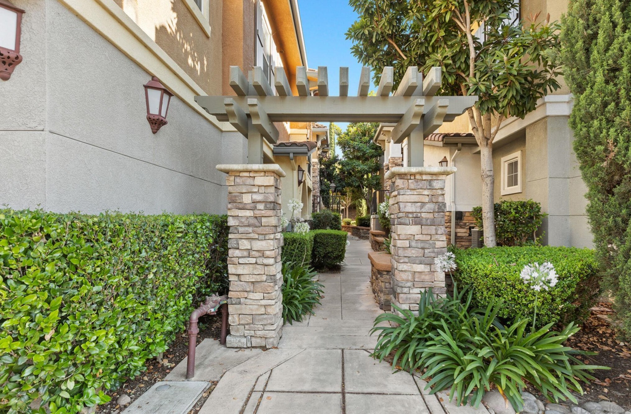 144 Via Montisi, Santee, CA 92071