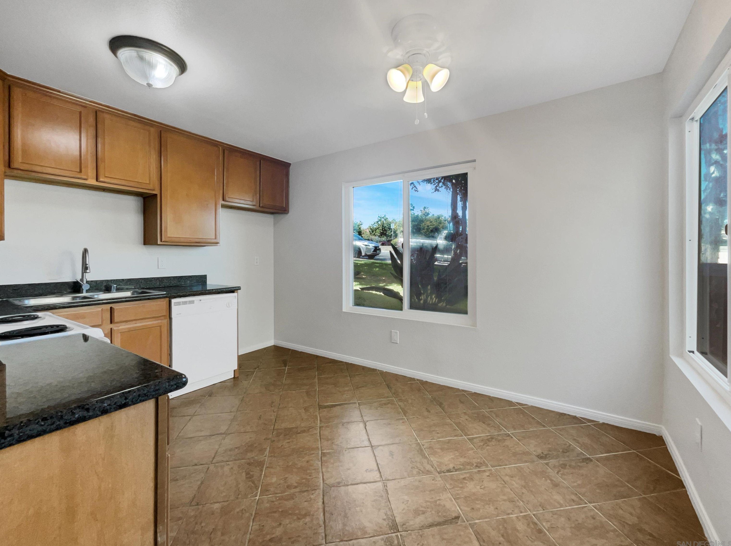 6333 College Grove Way 4, San Diego, CA 92115