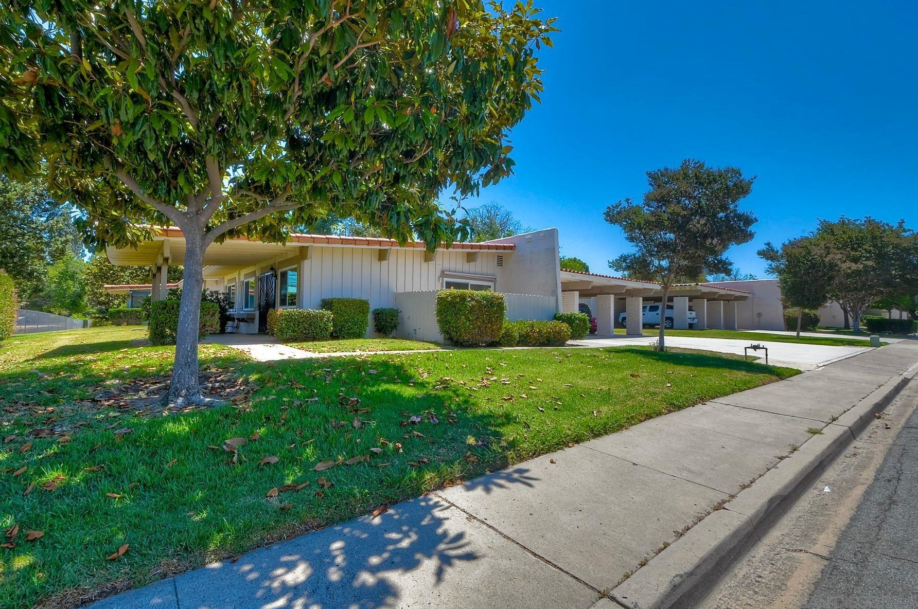 16715 Bernardo Oaks Dr, San Diego, CA 92128-2845