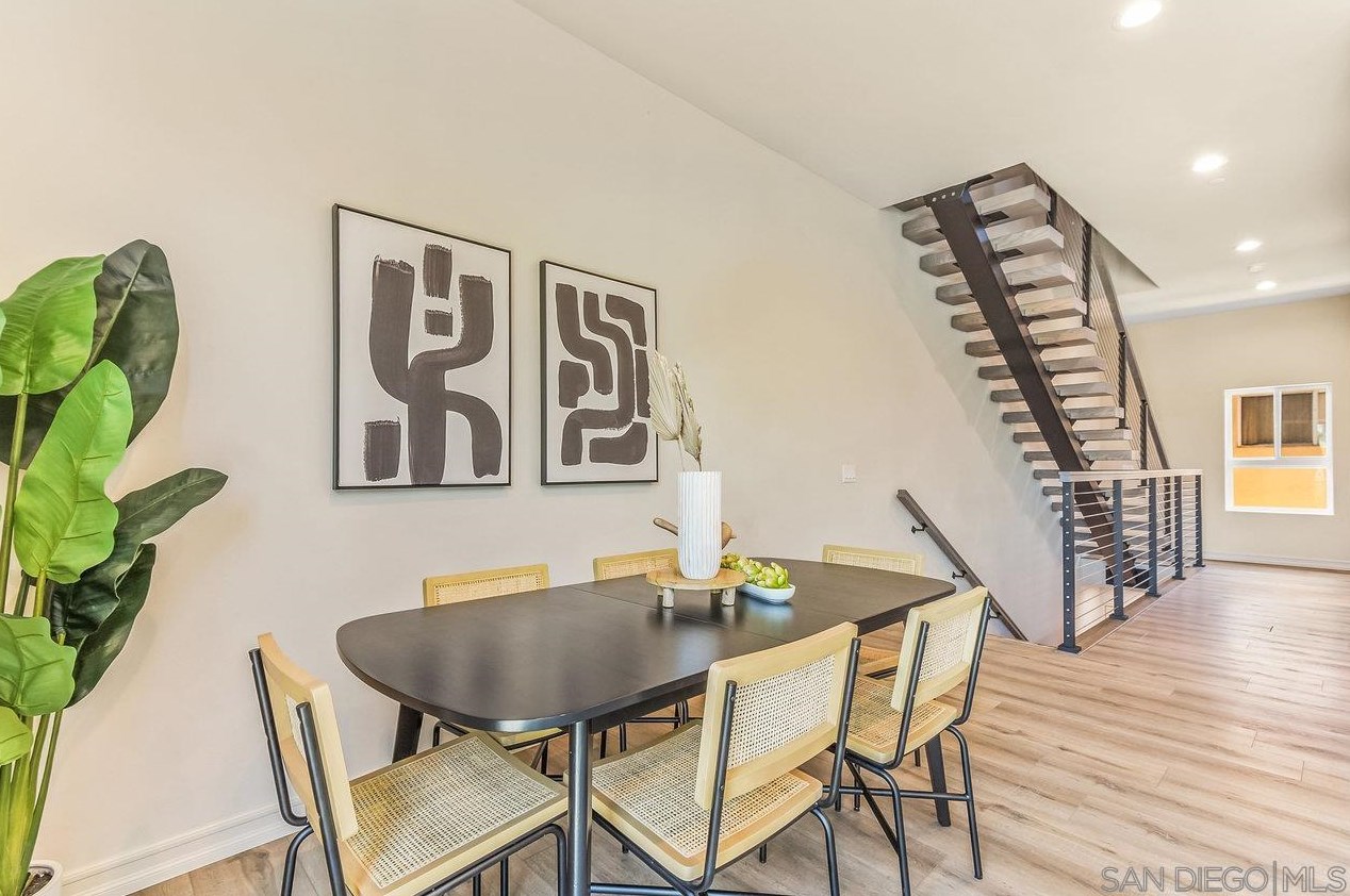 3735 31 St, San Diego CA 92113-2526 exterior