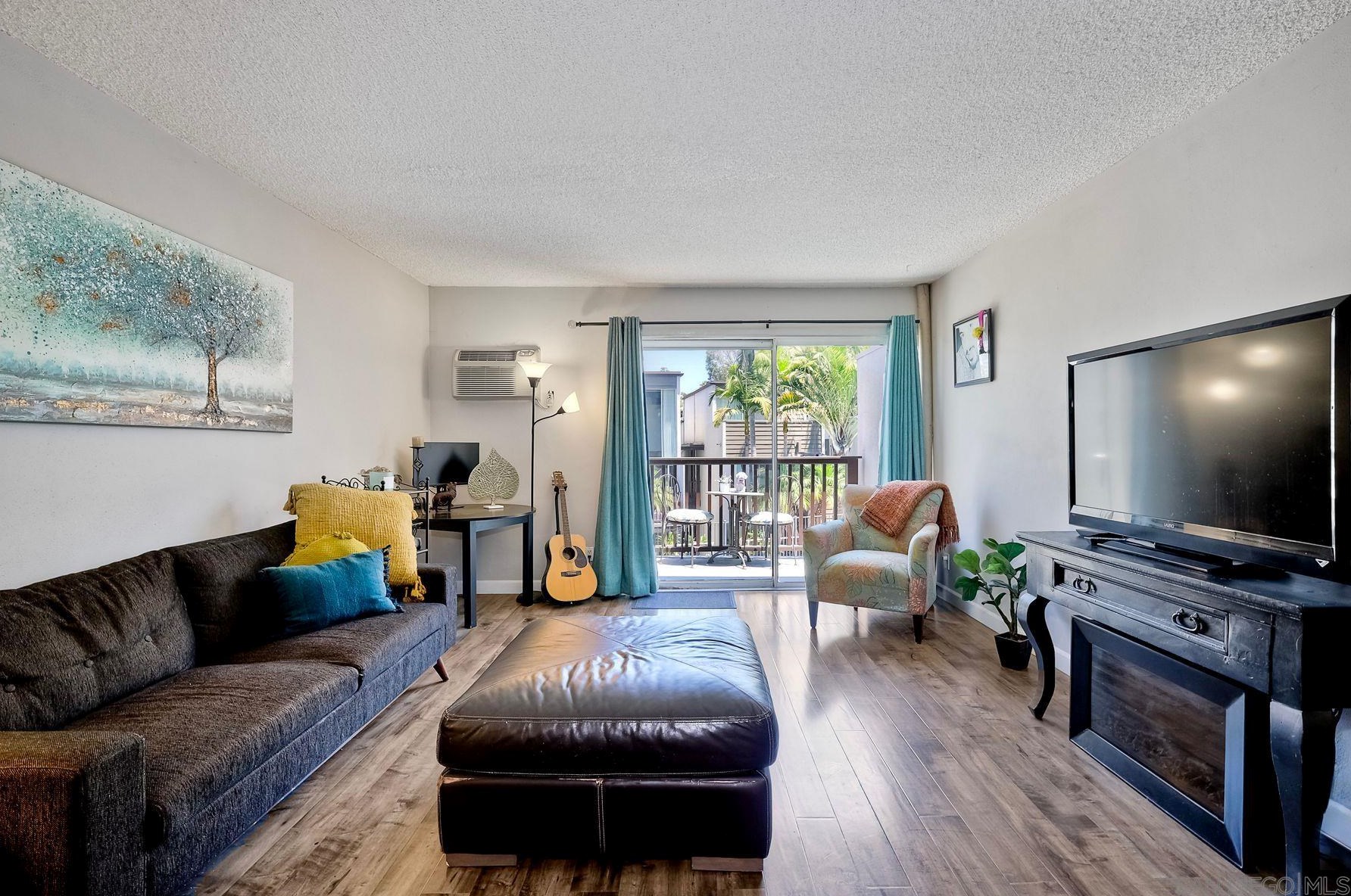 4545 Collwood Blvd 6, San Diego, CA 92115